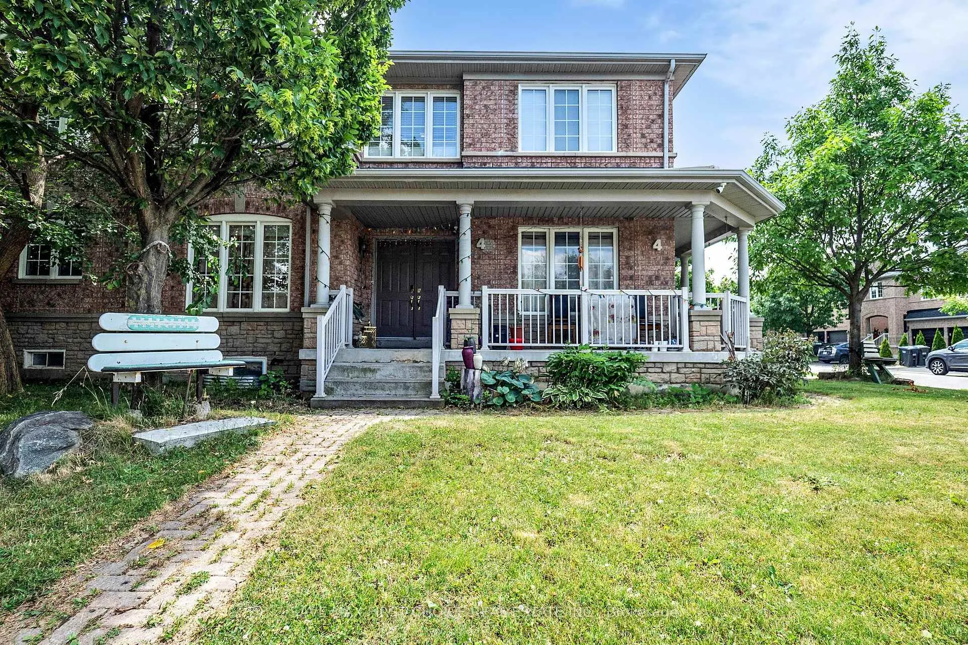 Front of 4 Sunnyview Road