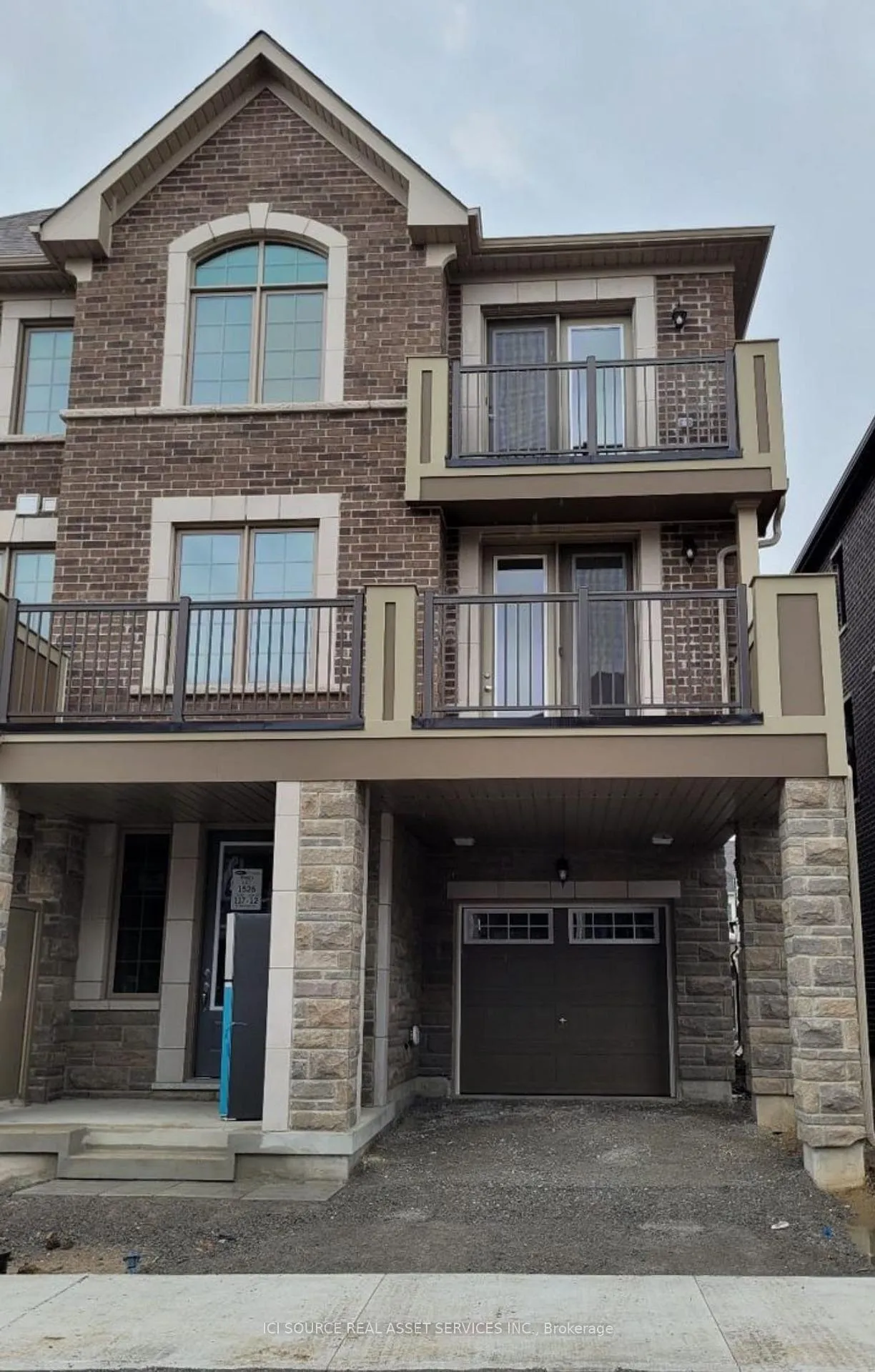 Front of 31 Thomas Frisby Jr Crescent