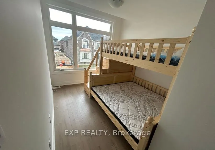 Photo 2 of Unit Room 2, 21 Jack Carson Drive, Markham, Cornell — HOMEH