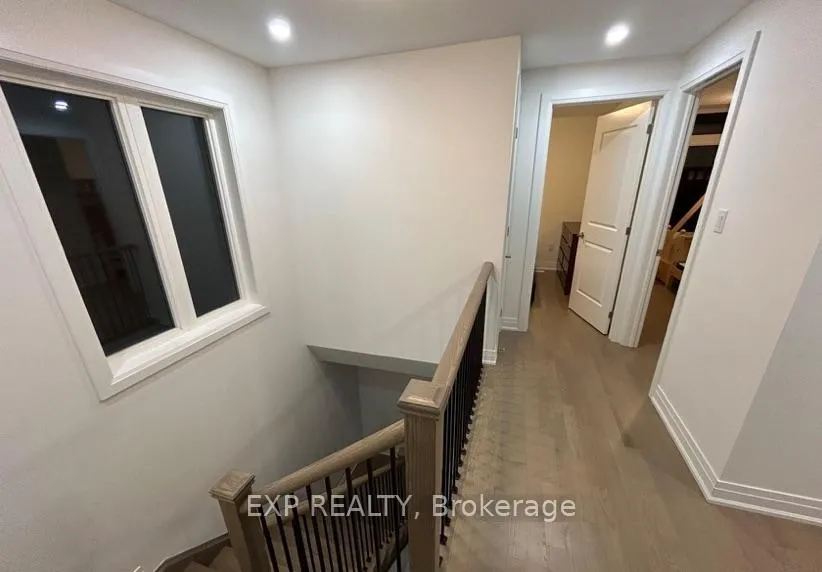 Photo 3 of Unit Room 2, 21 Jack Carson Drive, Markham, Cornell — HOMEH