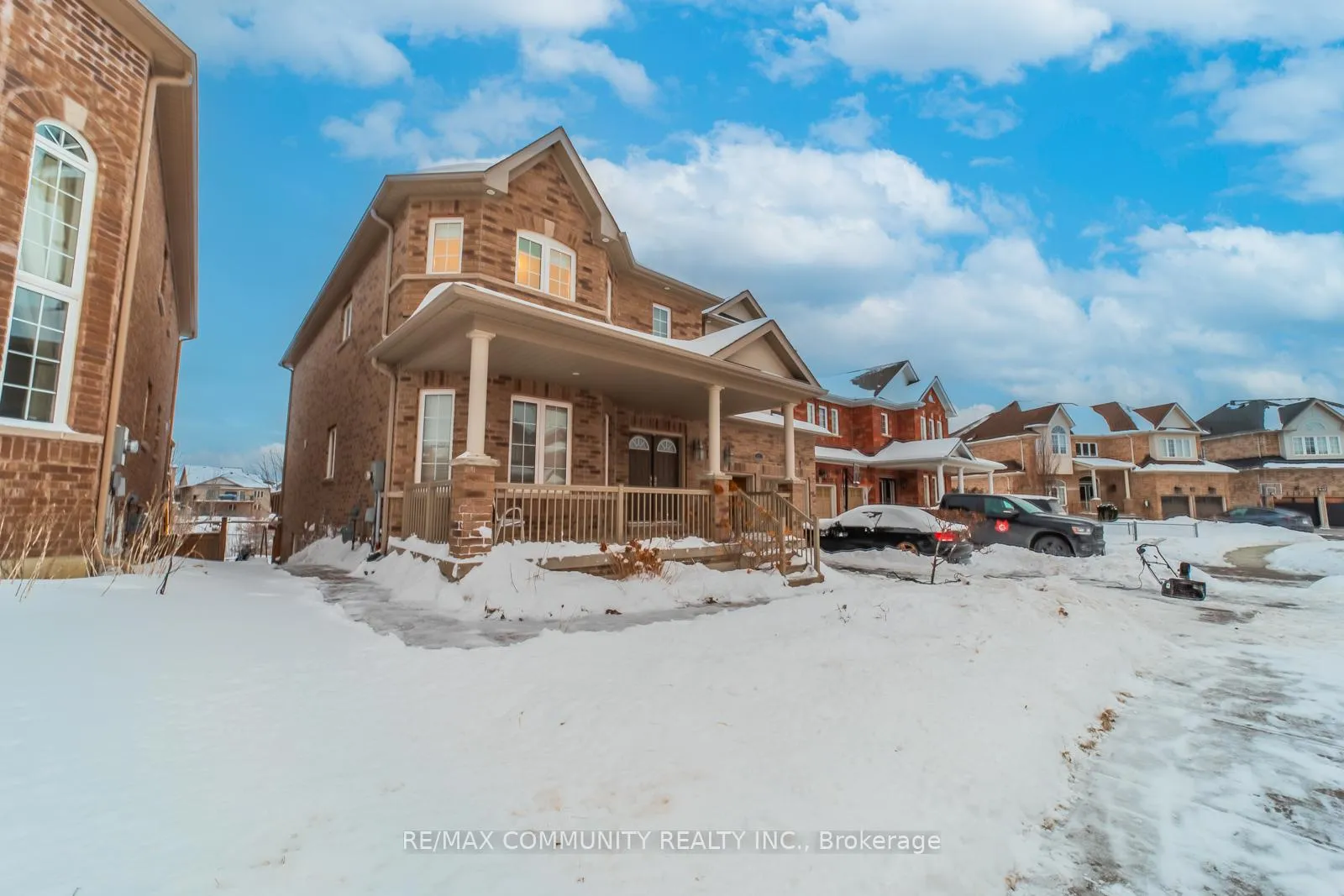 Photo 1 of Unit Lower, 871 Black Cherry Drive, Oshawa, Taunton — HOMEH