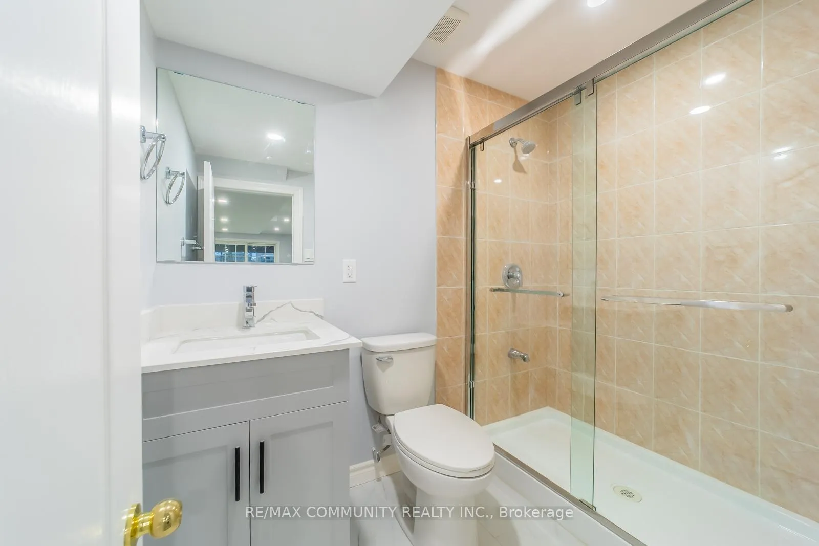 Photo 10 of Unit Lower, 871 Black Cherry Drive, Oshawa, Taunton — HOMEH