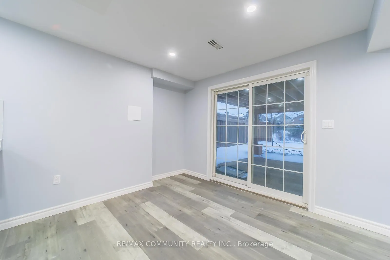 Photo 11 of Unit Lower, 871 Black Cherry Drive, Oshawa, Taunton — HOMEH