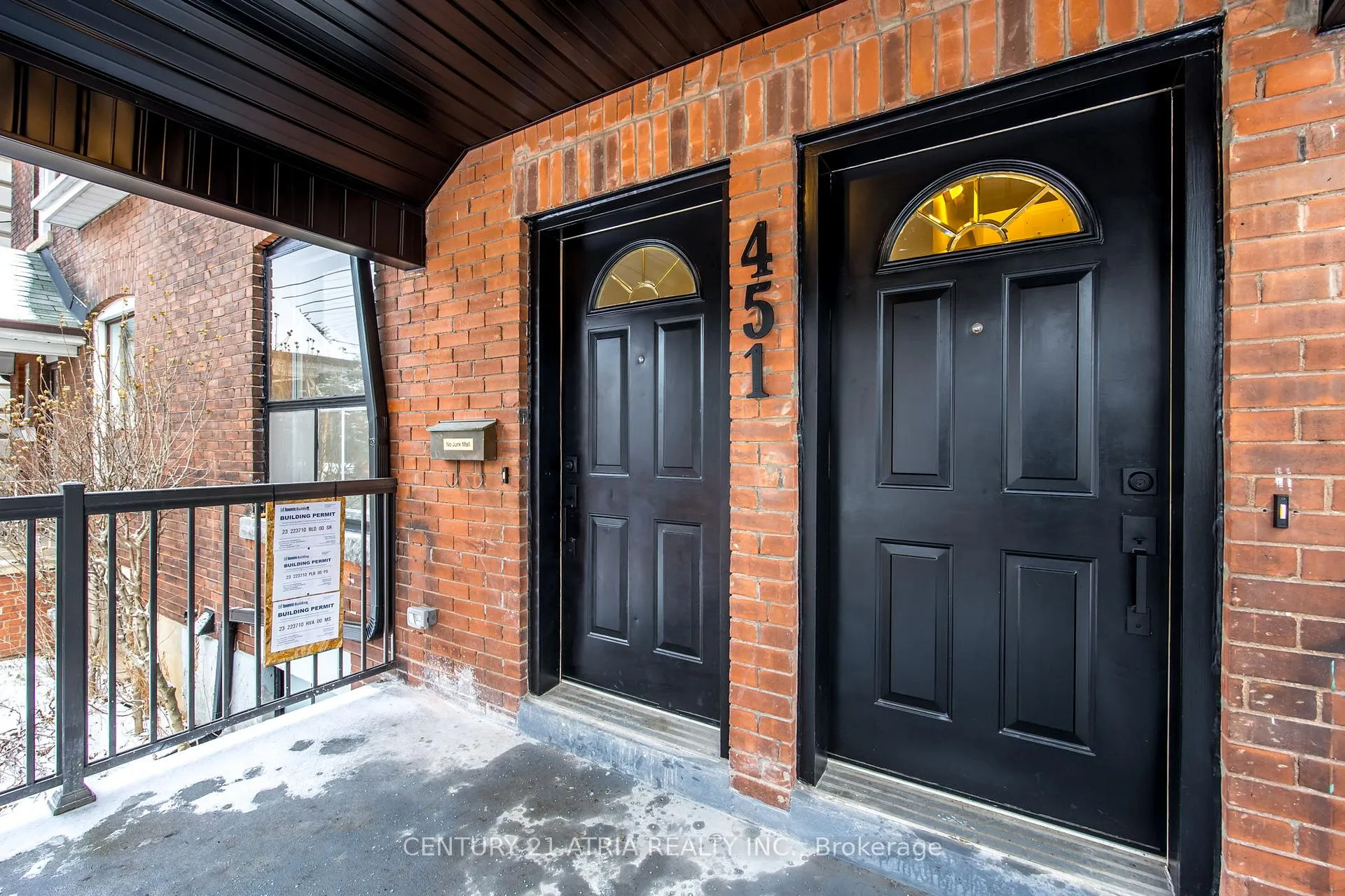 Photo 2 of Unit Main, 451 Lansdowne Avenue, Toronto, Dufferin Grove — HOMEH