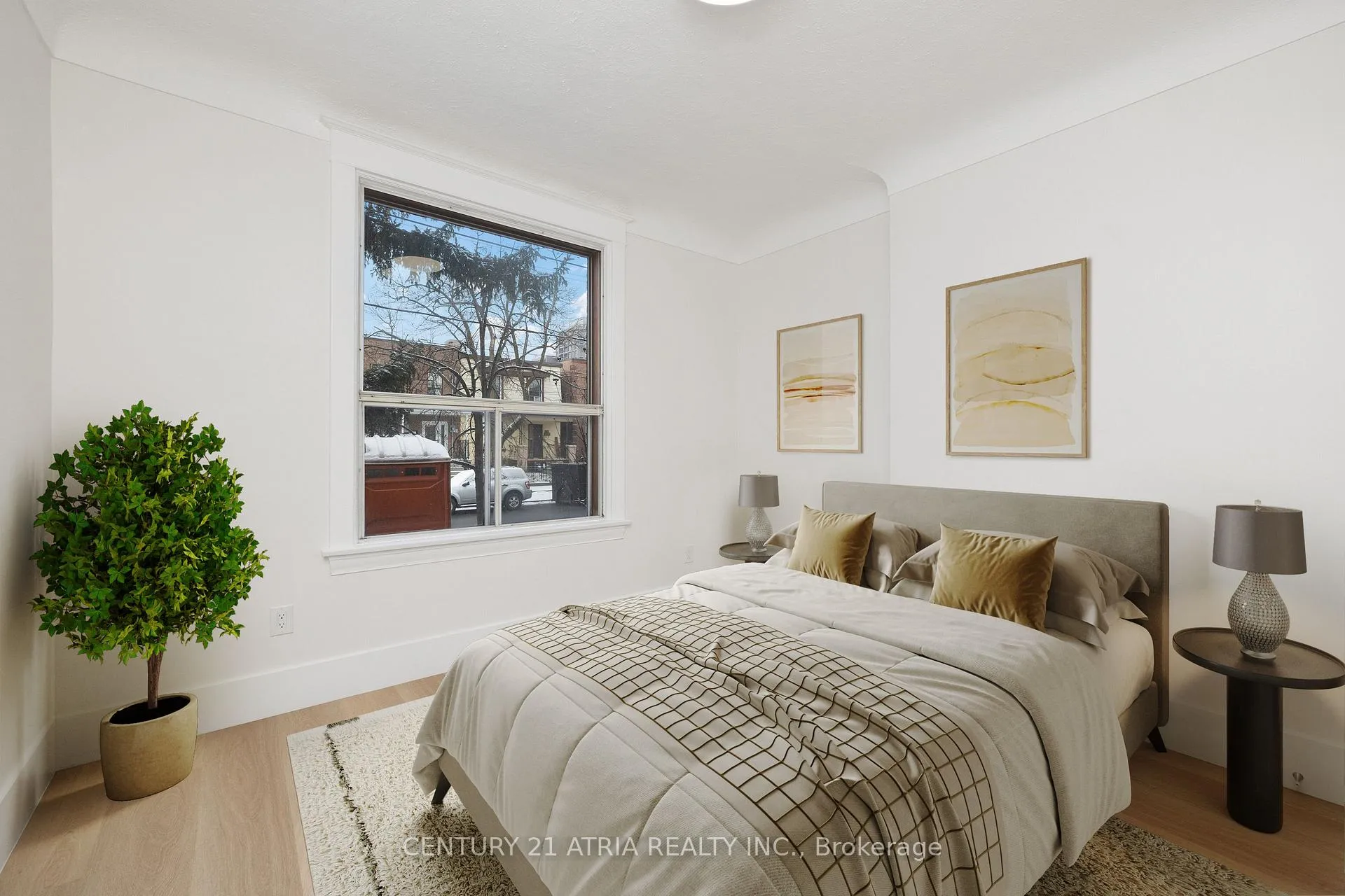 Photo 5 of Unit Main, 451 Lansdowne Avenue, Toronto, Dufferin Grove — HOMEH