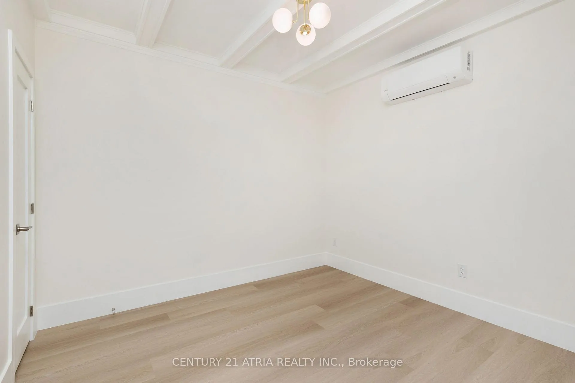 Photo 8 of Unit Main, 451 Lansdowne Avenue, Toronto, Dufferin Grove — HOMEH