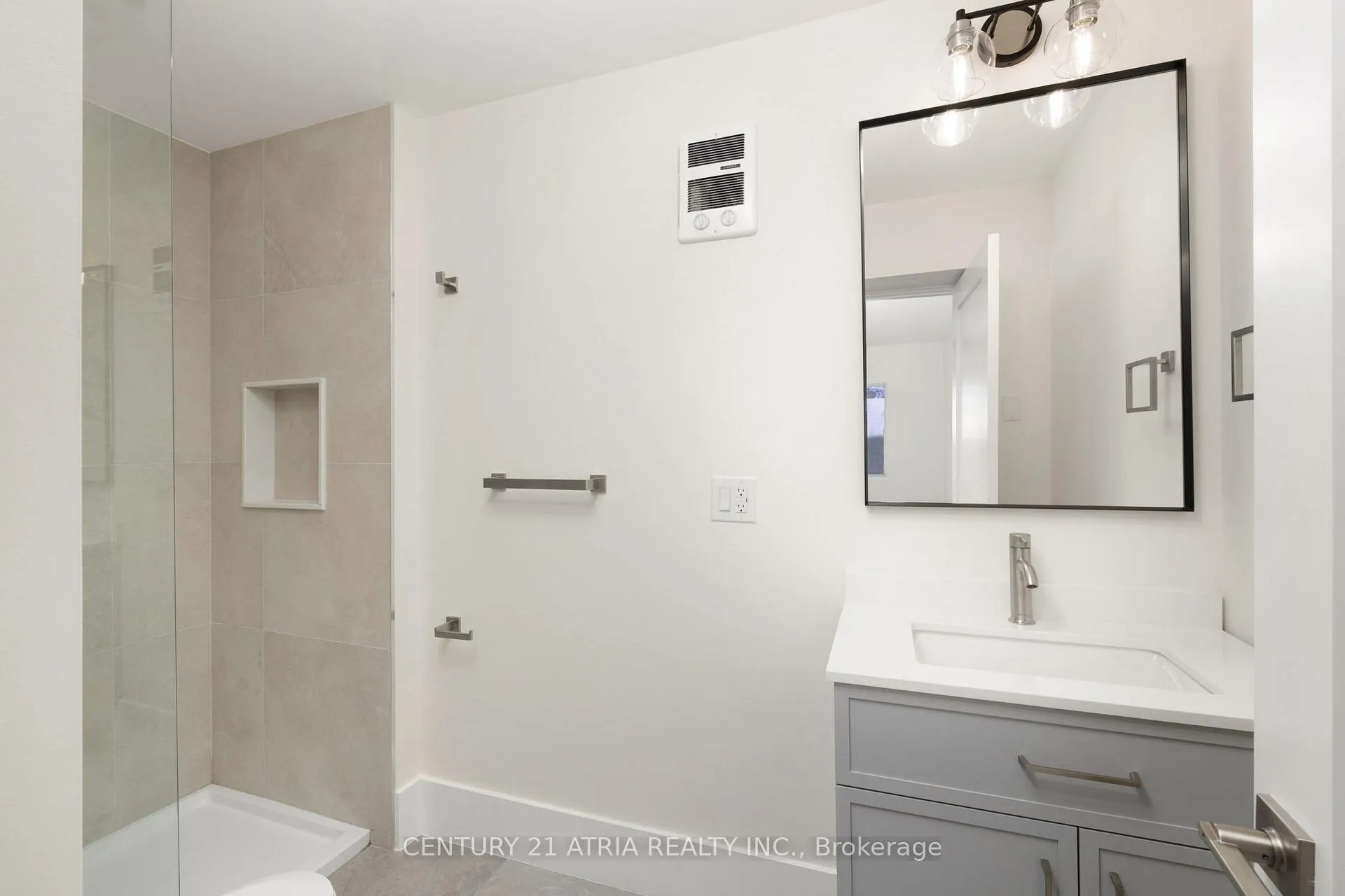 Photo 23 of Unit Main, 451 Lansdowne Avenue, Toronto, Dufferin Grove — HOMEH