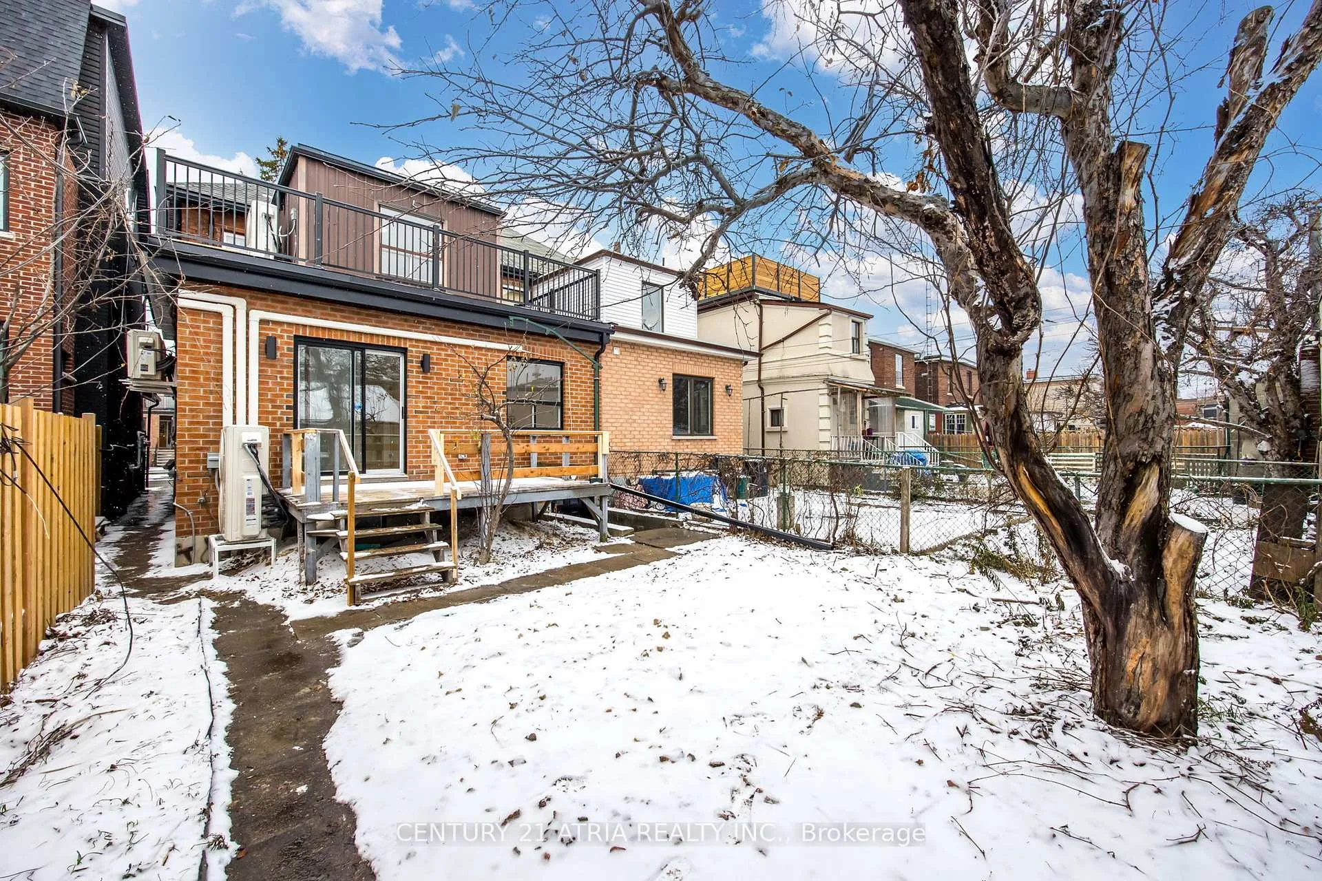 Photo 27 of Unit Main, 451 Lansdowne Avenue, Toronto, Dufferin Grove — HOMEH