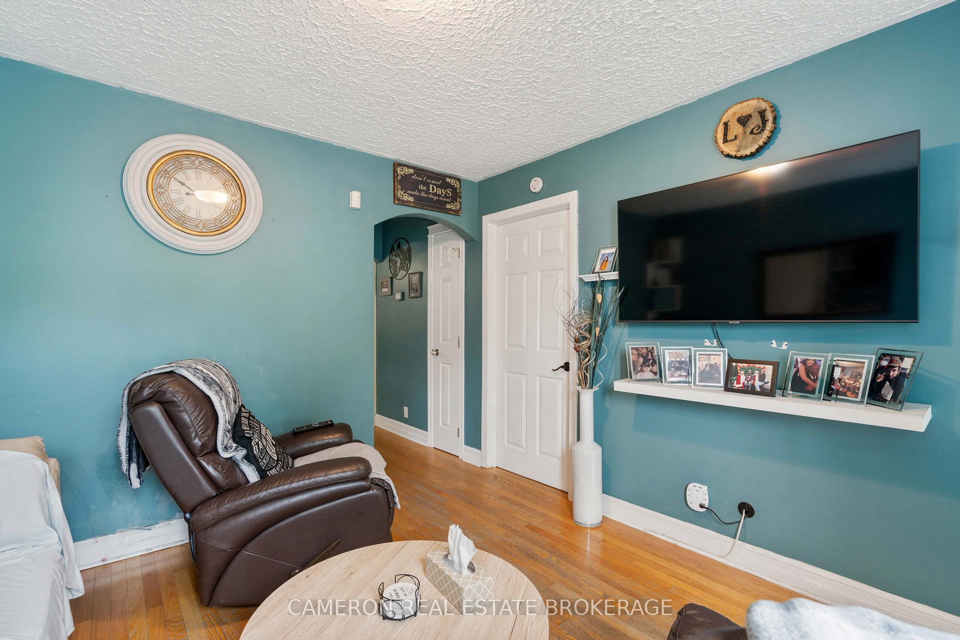 Photo 10 of 219 Seventh Street E, Cornwall — HOMEH