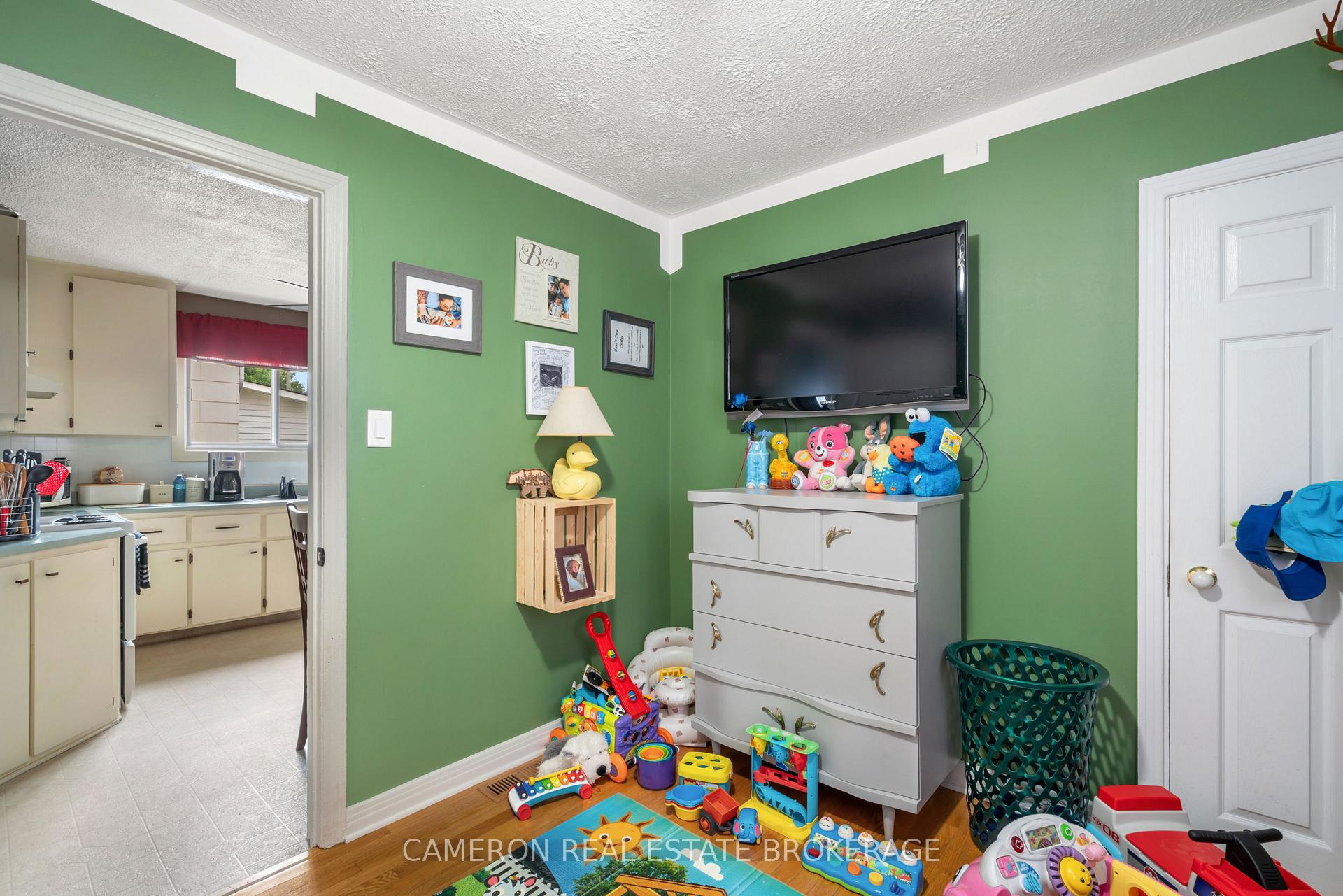 Photo 21 of 219 Seventh Street E, Cornwall — HOMEH