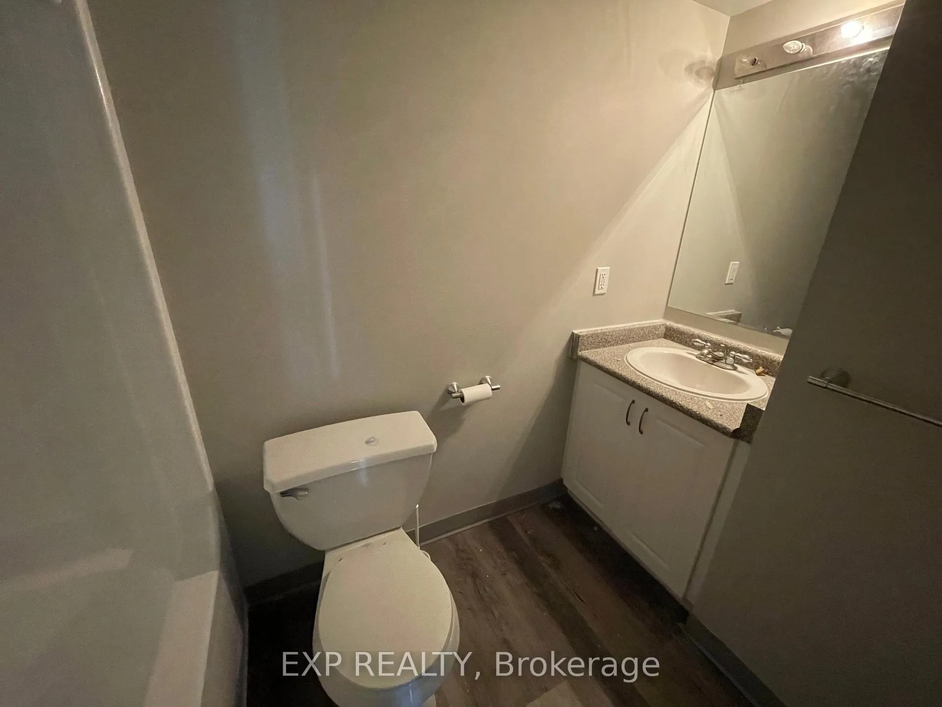 Photo 7 of Unit 412, 593 Strasburg Road, Kitchener — HOMEH