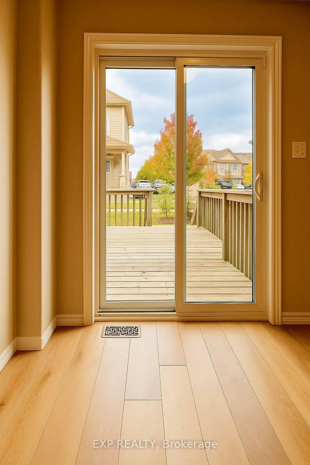 Photo 8 of Unit B6, 6 Upper Mercer Street E, Kitchener — HOMEH