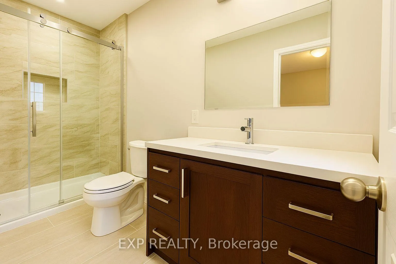 Photo 20 of Unit B6, 6 Upper Mercer Street E, Kitchener — HOMEH