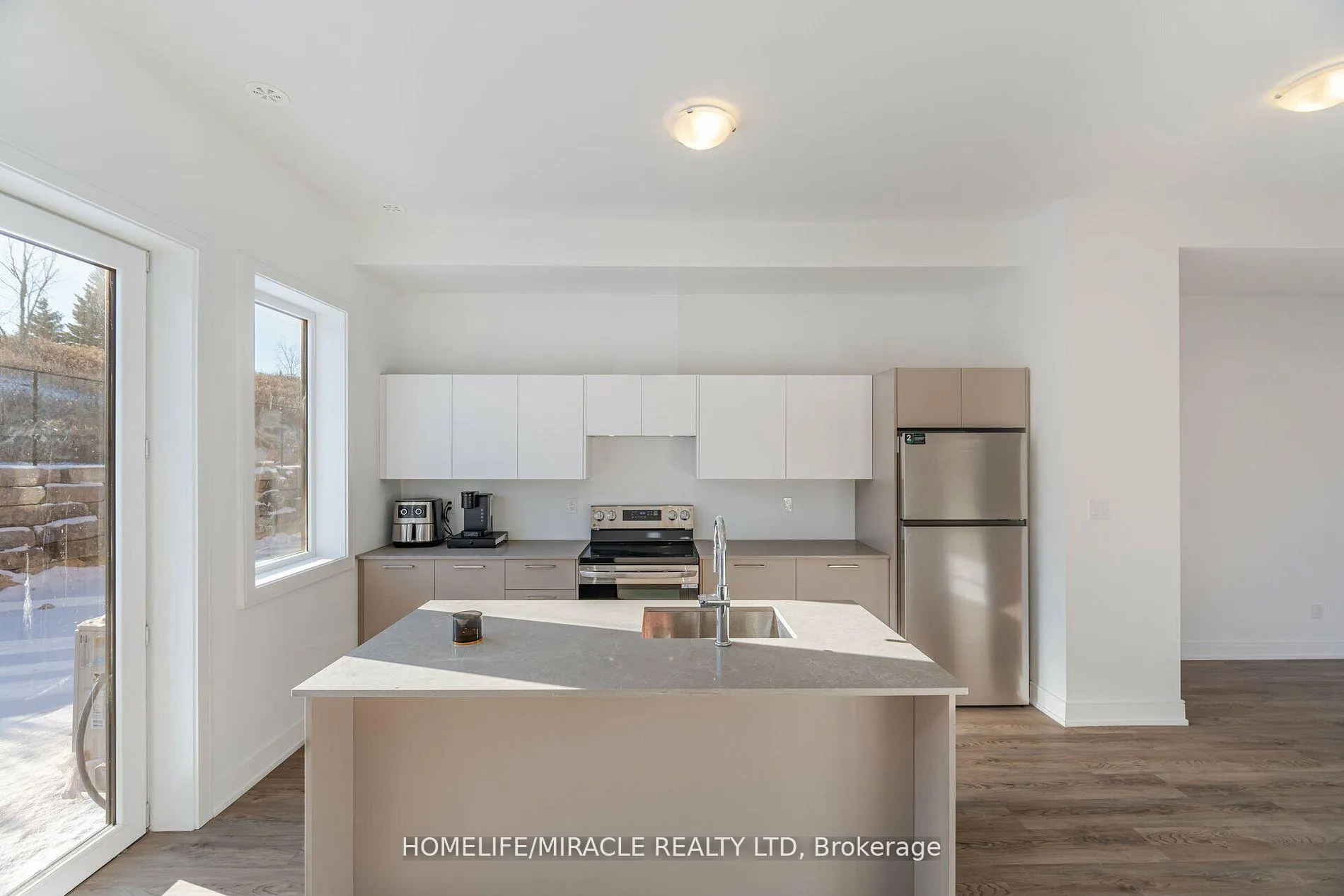 Photo 15 of 40 Desiree Place, Caledon, Bolton West — HOMEH
