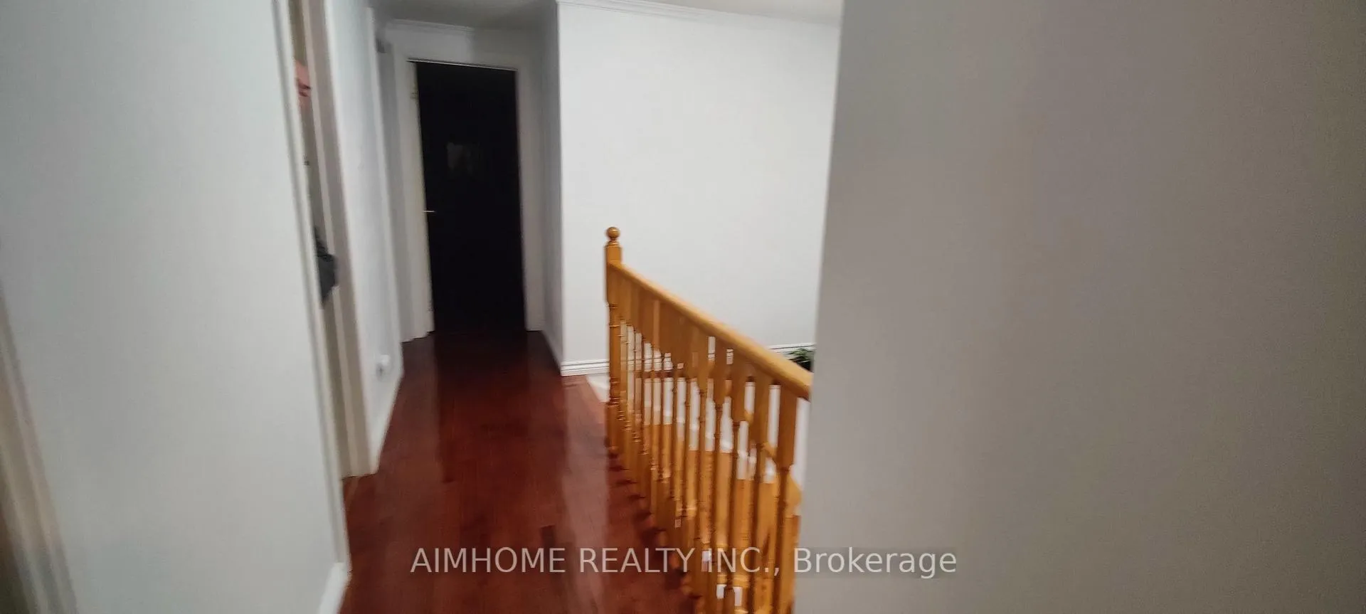 Photo 8 of 71 Ashmore Crescent, Markham, Milliken Mills East — HOMEH