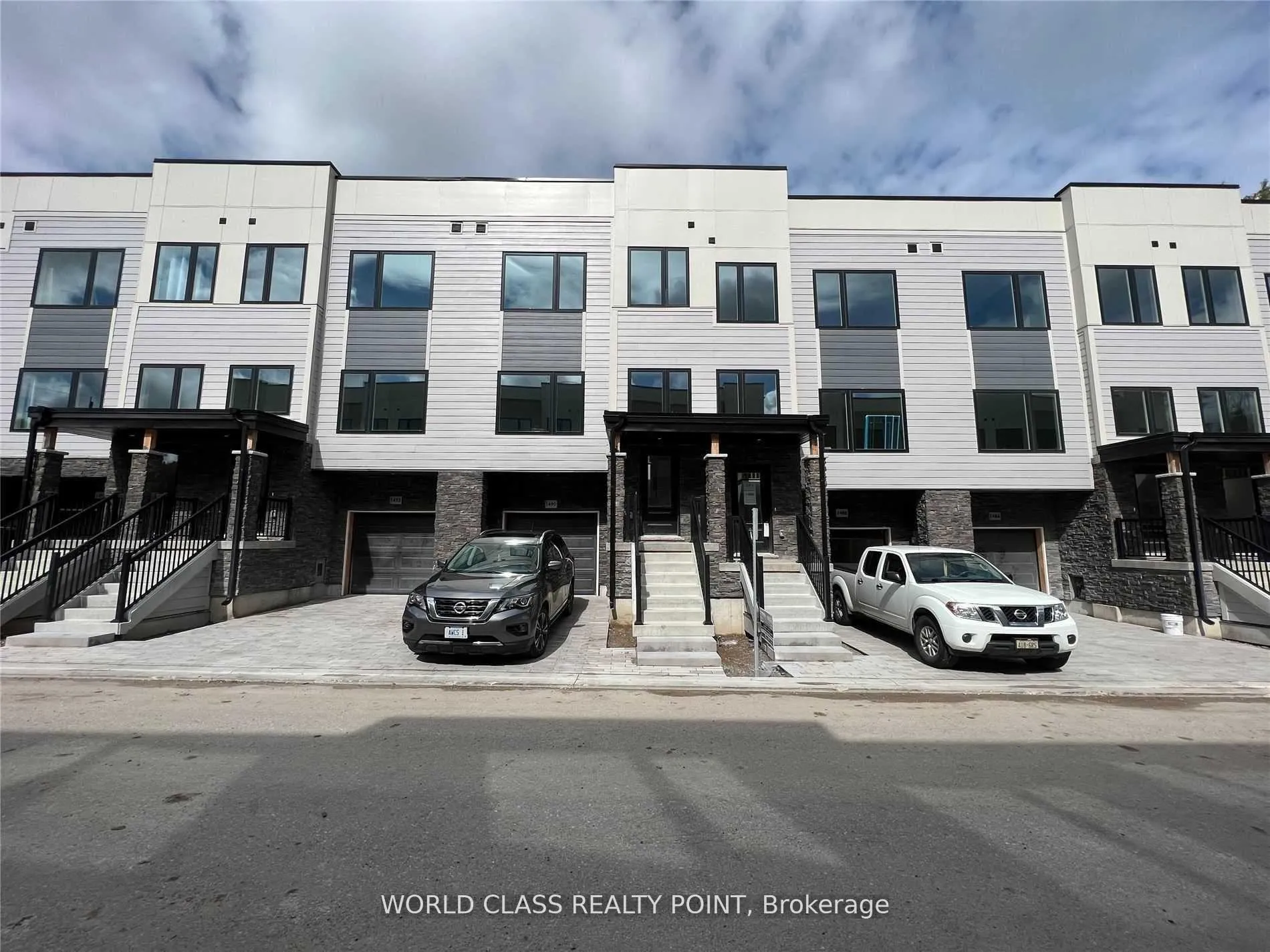 Front of 1490 Purchase Place