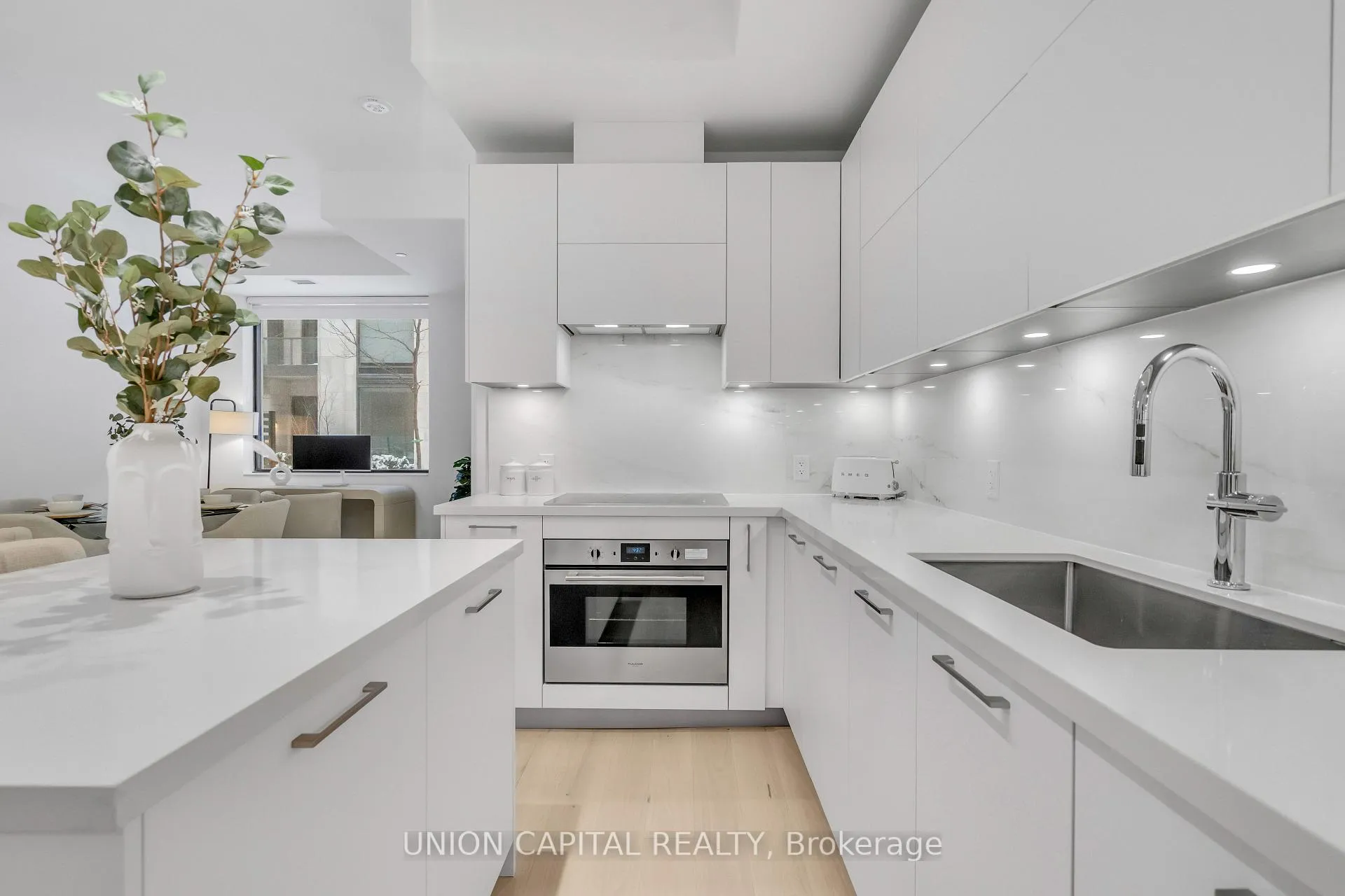 Photo 26 of Unit TH05, 33 Fredrick Todd Way, Toronto, Thorncliffe Park — HOMEH