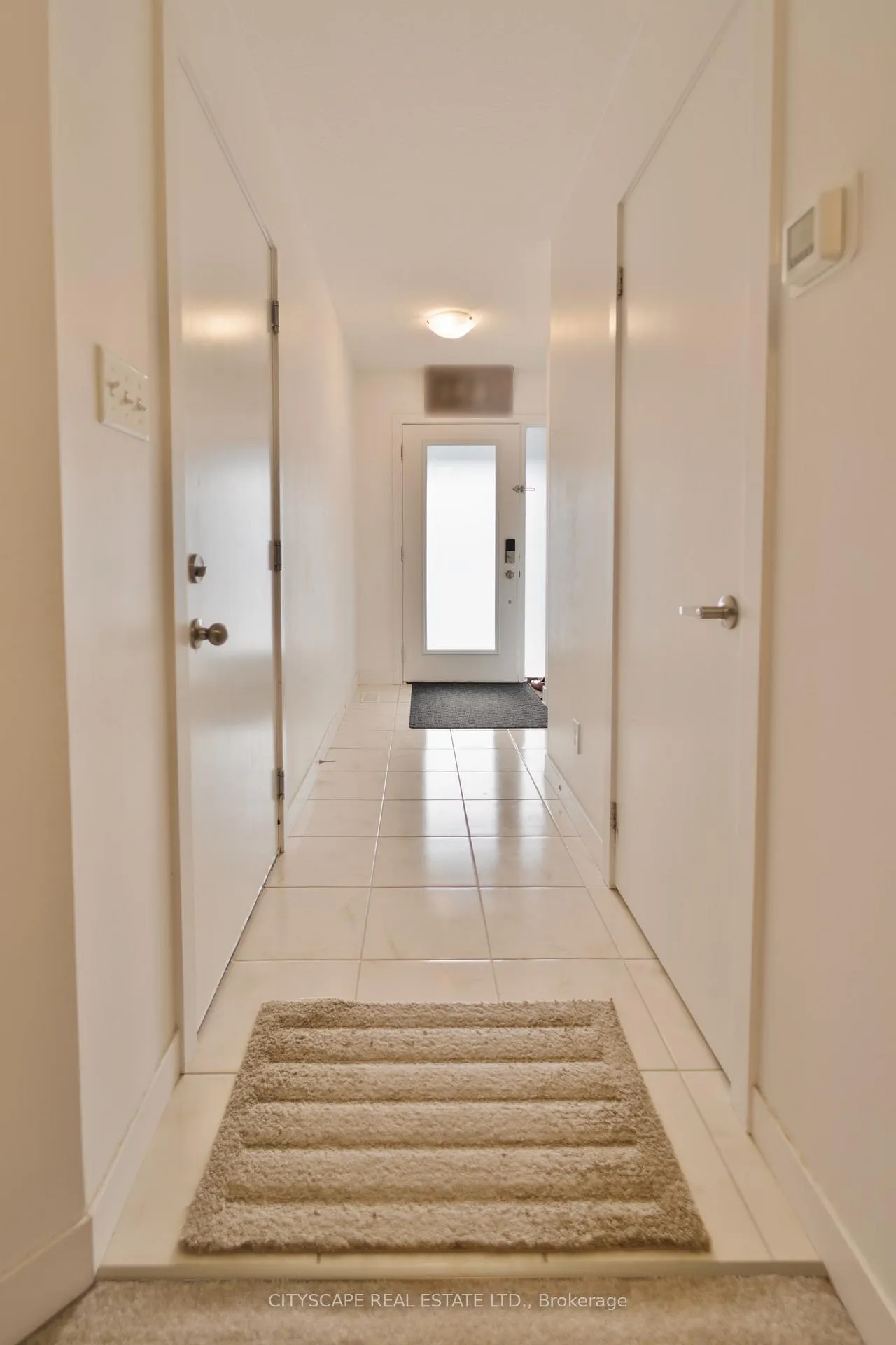 Photo 3 of 77 Pony Way, Kitchener — HOMEH
