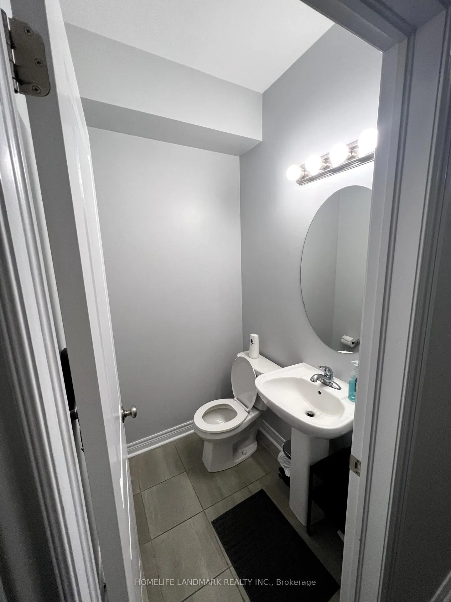 Photo 5 of 1158 Drawstring Lane, Pickering, Rural Pickering — HOMEH