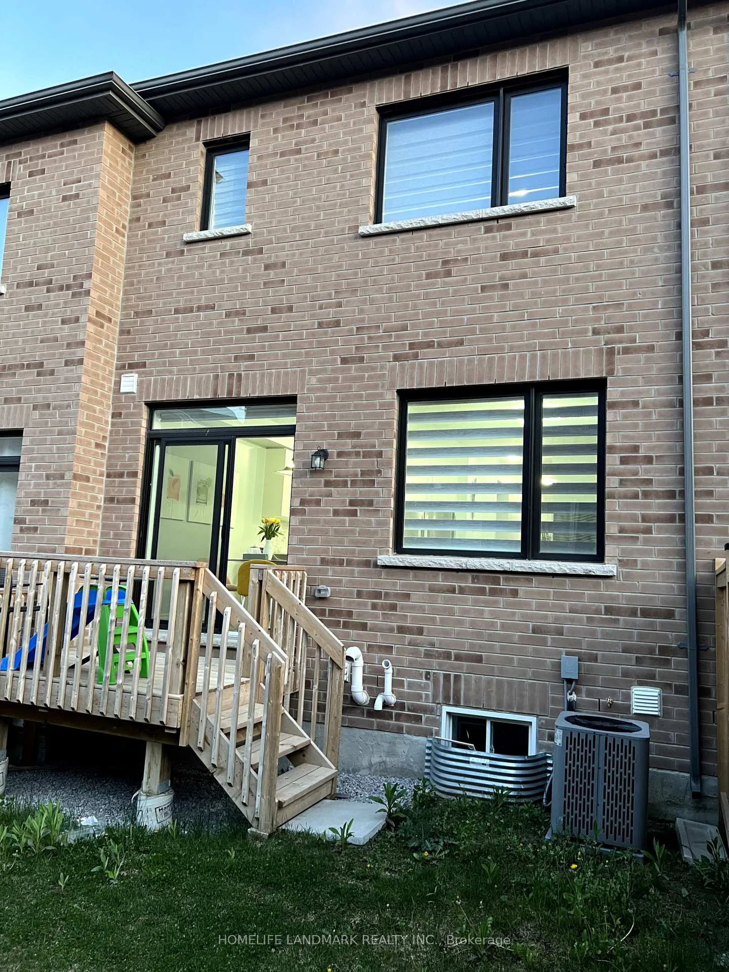 Photo 12 of 1158 Drawstring Lane, Pickering, Rural Pickering — HOMEH