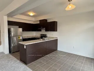 Photo 3 of 401 Vandusen Avenue, Southgate — HOMEH