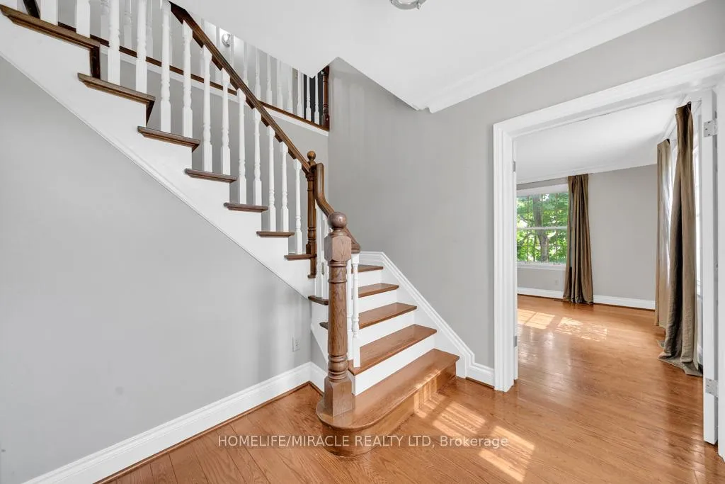 Photo 6 of 10 Houghton Boulevard, Markham, Old Markham Village — HOMEH