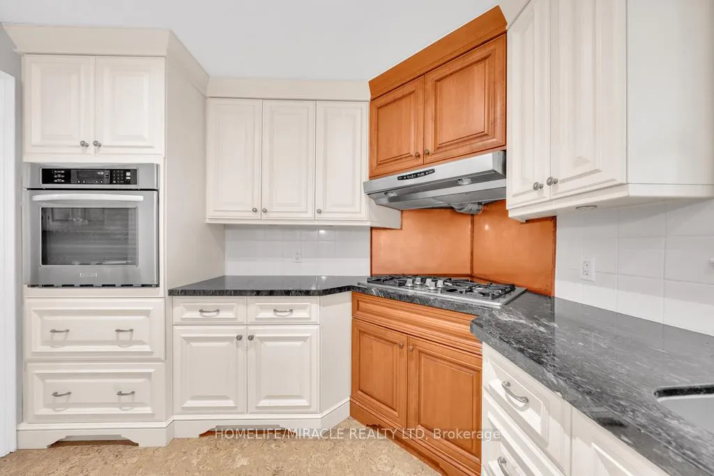 Photo 12 of 10 Houghton Boulevard, Markham, Old Markham Village — HOMEH