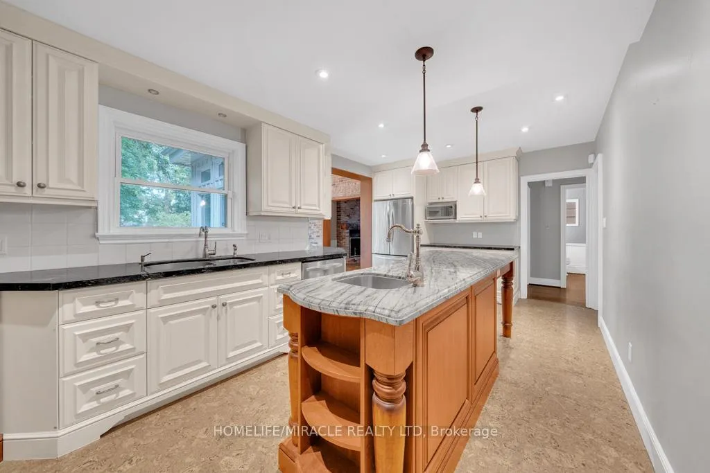 Photo 13 of 10 Houghton Boulevard, Markham, Old Markham Village — HOMEH