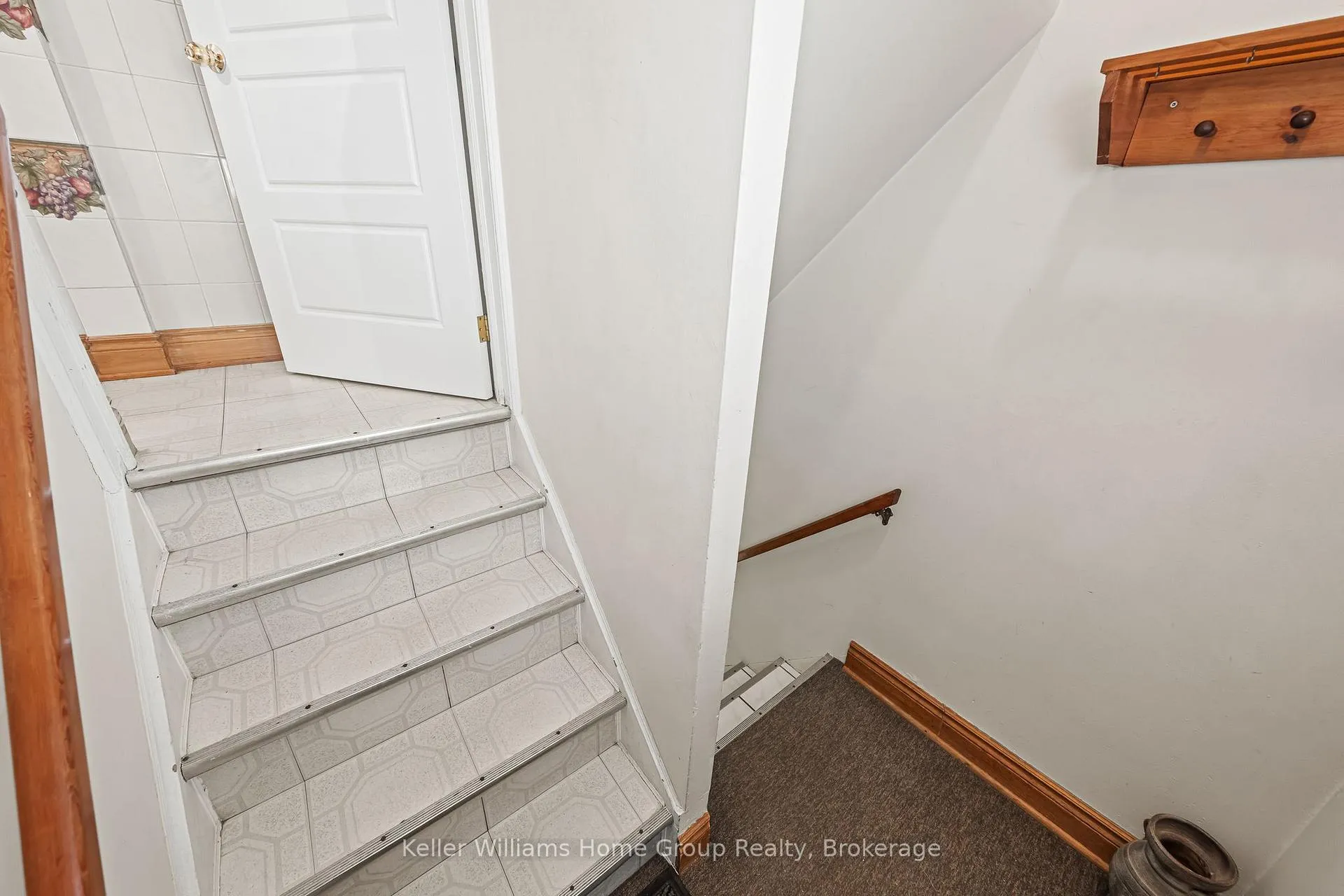 Photo 27 of 6 Hepburn Avenue, Guelph, St. George's — HOMEH