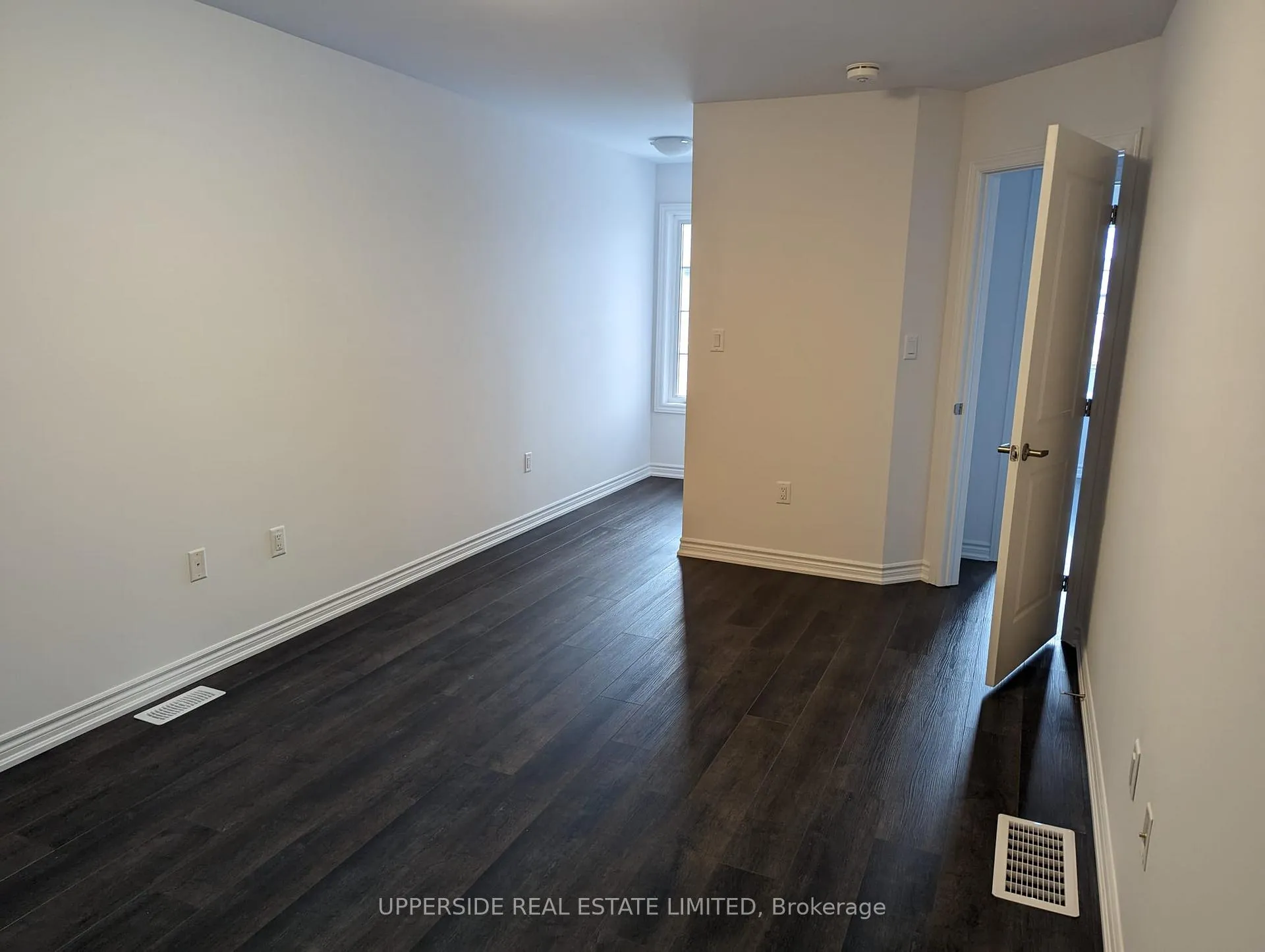 Photo 6 of Unit 128, 61 Soho Street, Hamilton, Stoney Creek Mountain — HOMEH
