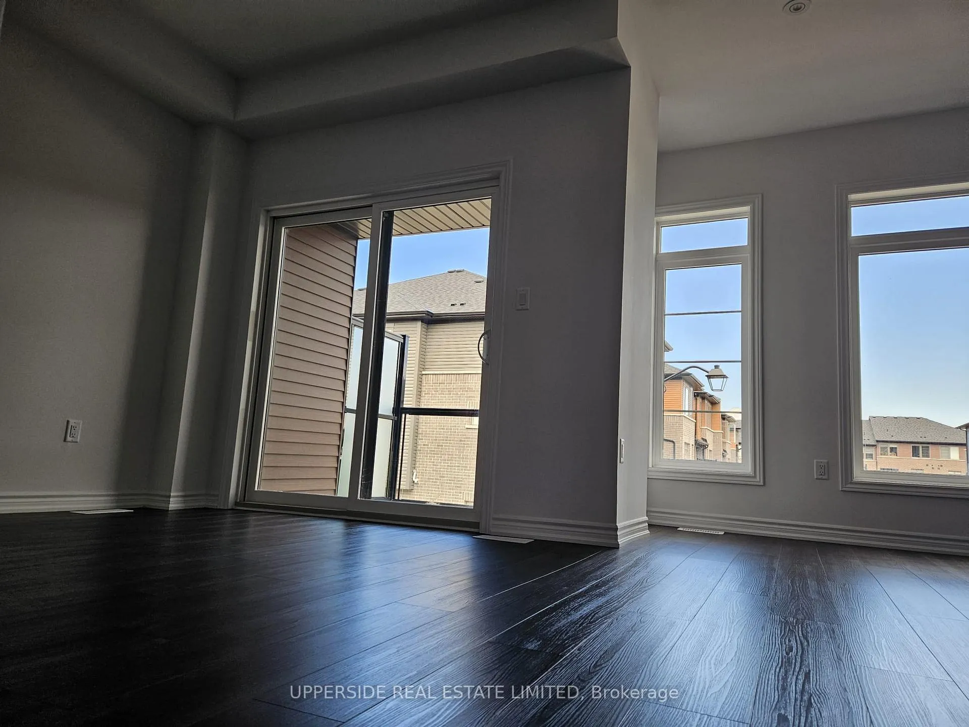 Photo 11 of Unit 128, 61 Soho Street, Hamilton, Stoney Creek Mountain — HOMEH