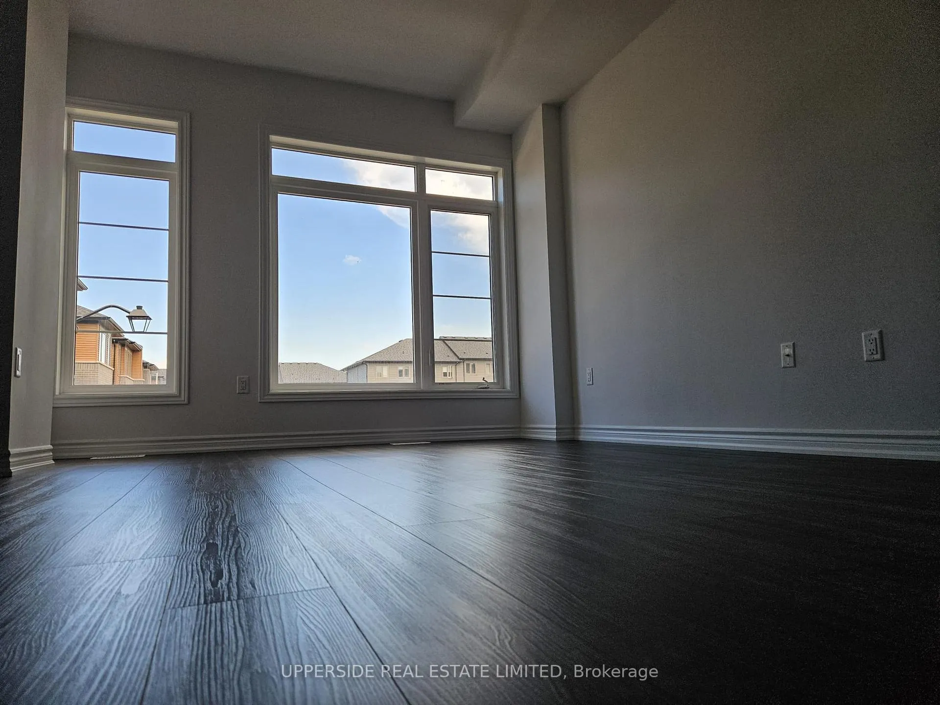 Photo 14 of Unit 128, 61 Soho Street, Hamilton, Stoney Creek Mountain — HOMEH