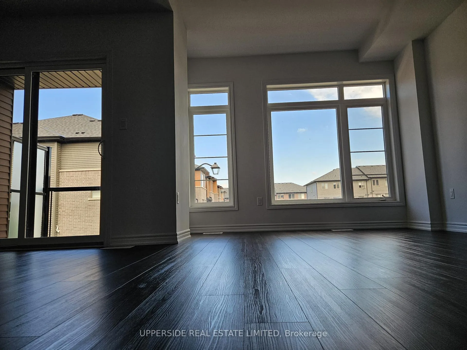 Photo 16 of Unit 128, 61 Soho Street, Hamilton, Stoney Creek Mountain — HOMEH