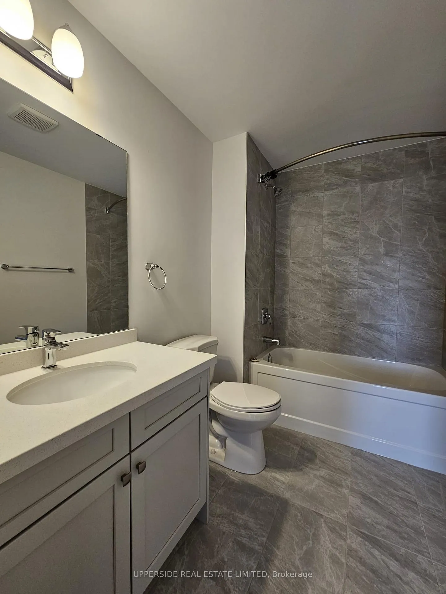 Photo 29 of Unit 128, 61 Soho Street, Hamilton, Stoney Creek Mountain — HOMEH
