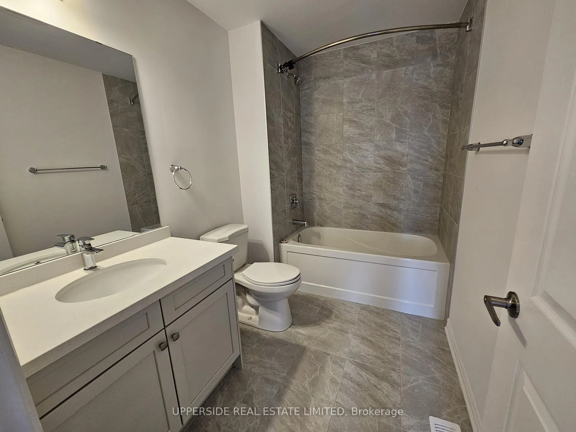 Photo 30 of Unit 128, 61 Soho Street, Hamilton, Stoney Creek Mountain — HOMEH