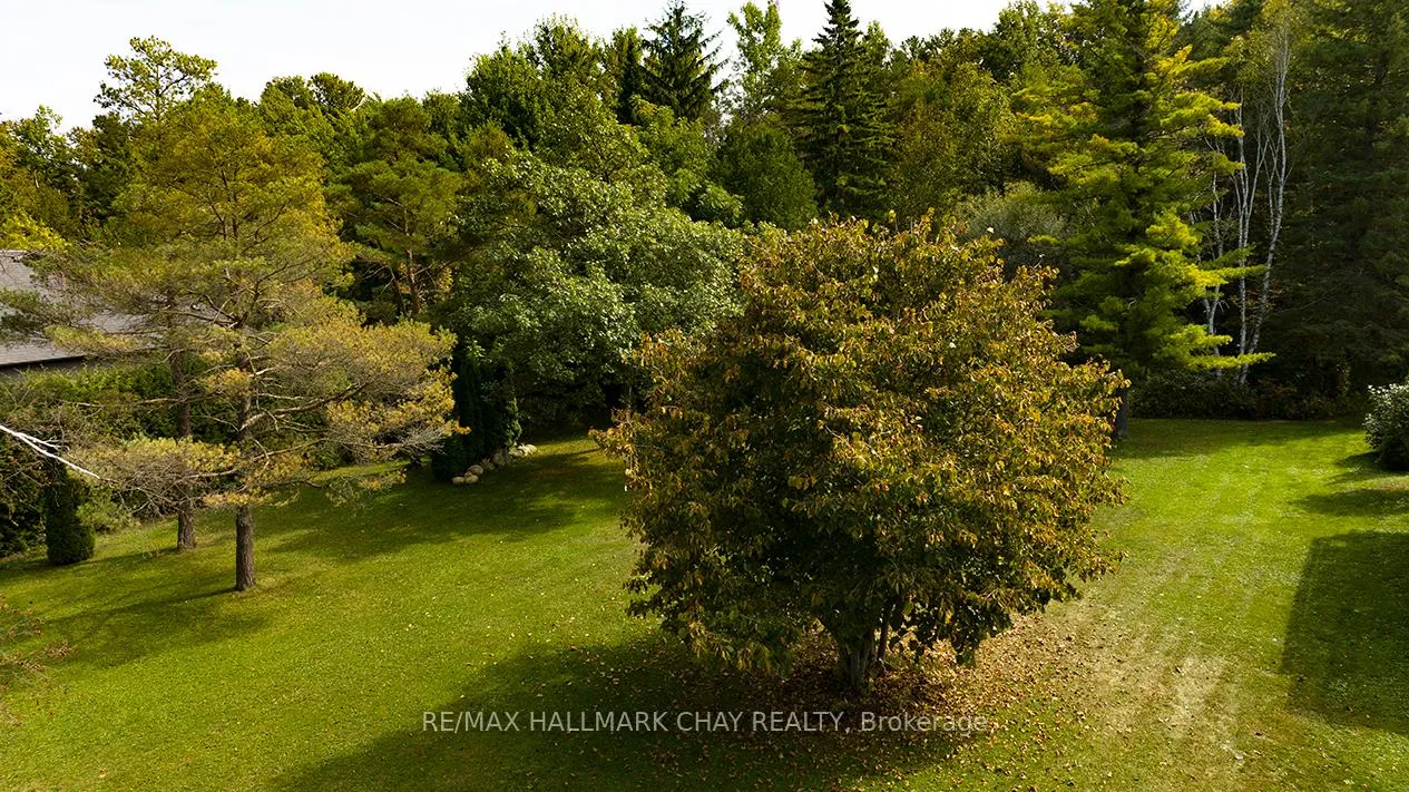 Photo 4 of 1083 Carson Road, Springwater, Rural Springwater — HOMEH