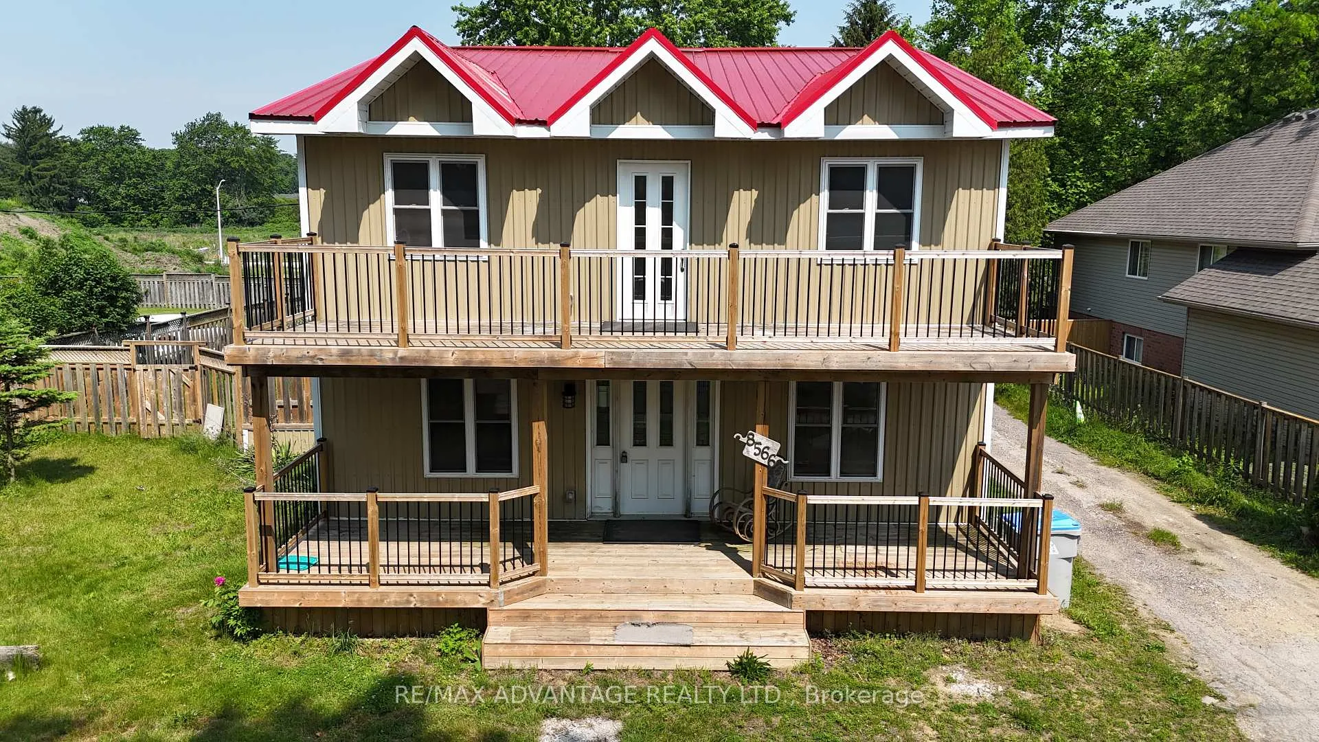 Photo 2 of 8566 Glendon Drive, Strathroy-Caradoc, Mount Brydges — HOMEH