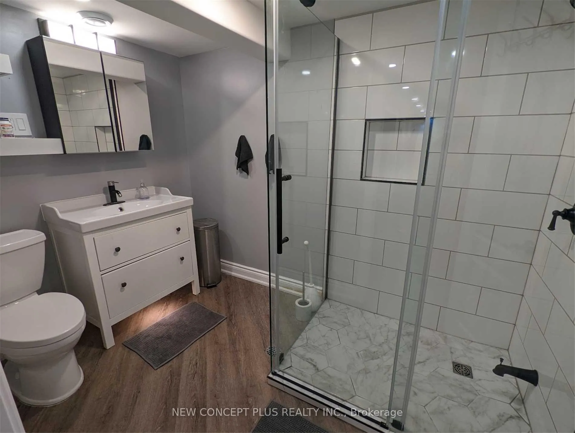 Photo 9 of Unit Lower, 320 Weir Street N, Hamilton, Homeside — HOMEH