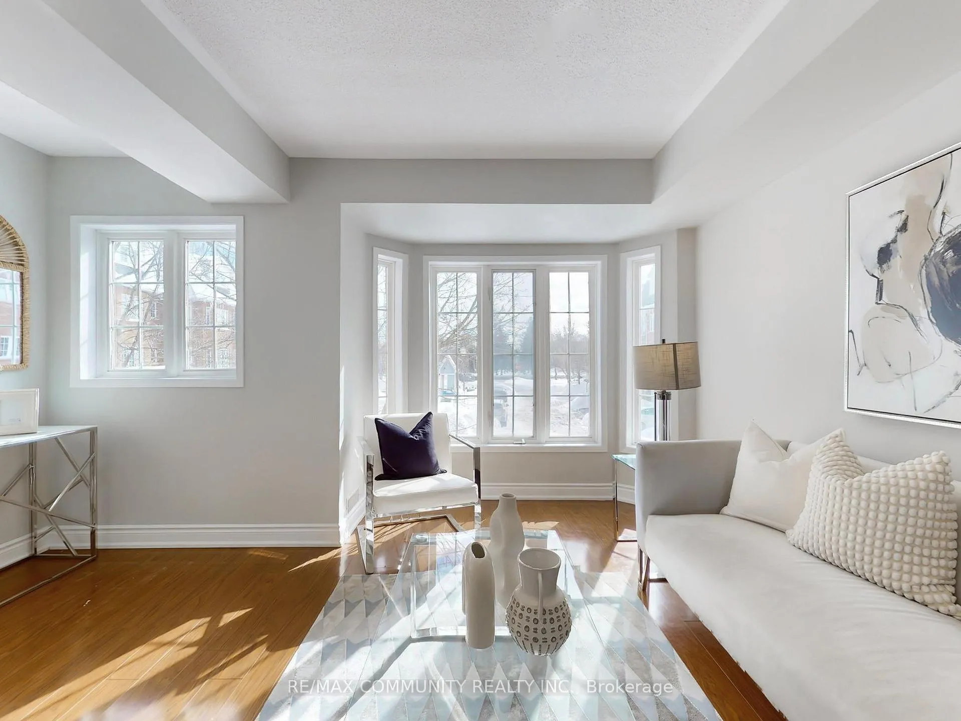 Photo 6 of Unit 15, 27 Bethune Way, Markham, Milliken Mills West — HOMEH