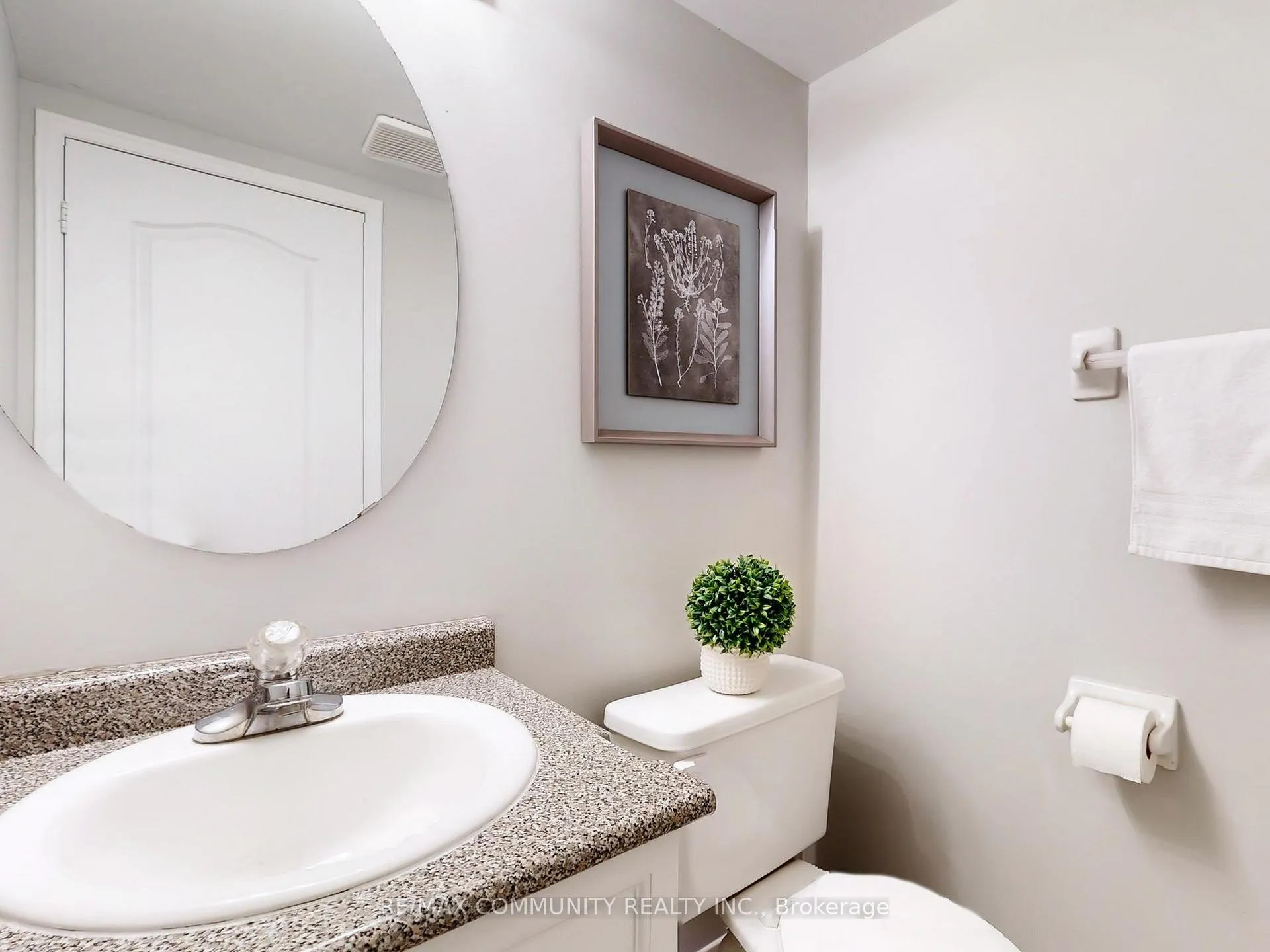 Photo 13 of Unit 15, 27 Bethune Way, Markham, Milliken Mills West — HOMEH
