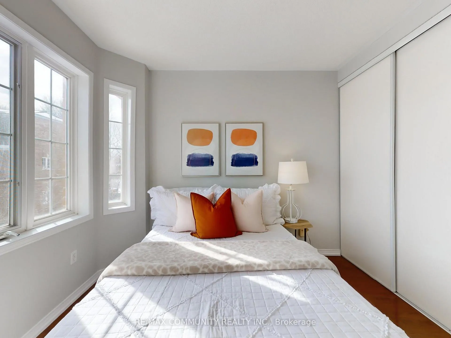 Photo 15 of Unit 15, 27 Bethune Way, Markham, Milliken Mills West — HOMEH