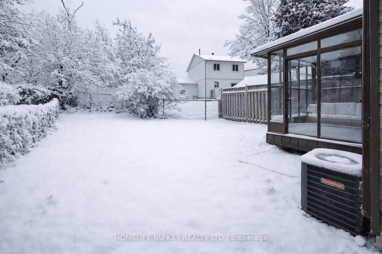 Photo 30 of 219 Cundles Road W, Barrie, Letitia Heights — HOMEH