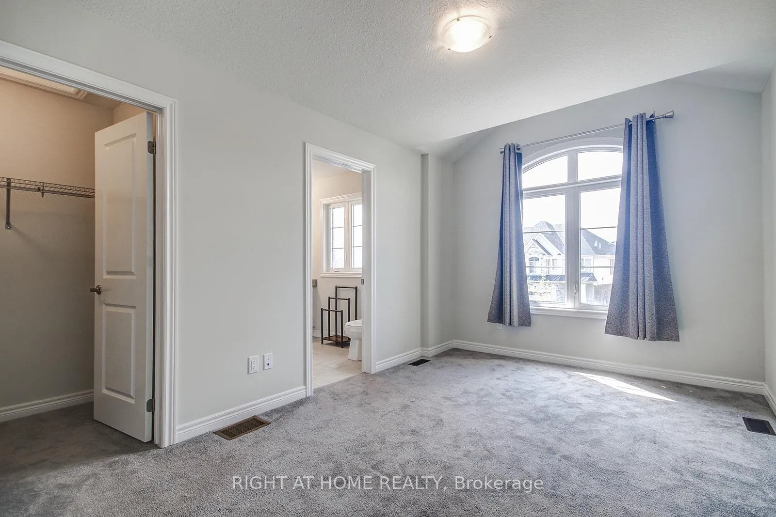 Photo 28 of 57 Genoa Drive, Hamilton, Jerome — HOMEH