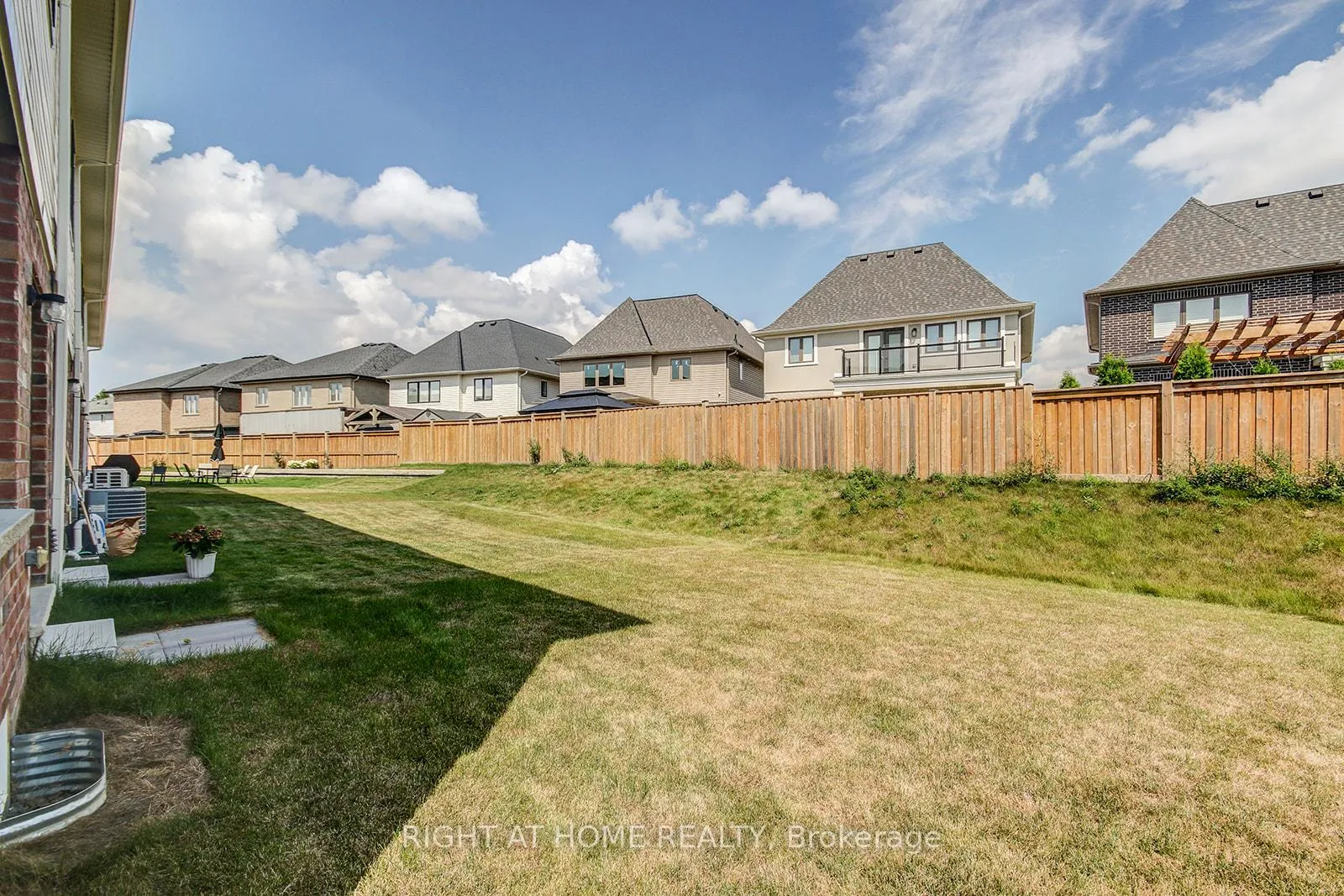Photo 35 of 57 Genoa Drive, Hamilton, Jerome — HOMEH