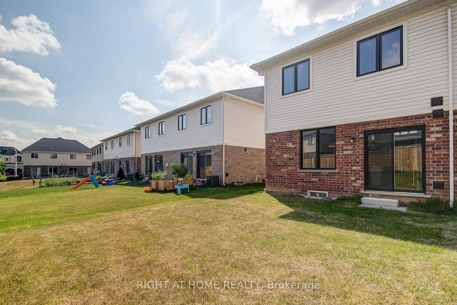 Photo 38 of 57 Genoa Drive, Hamilton, Jerome — HOMEH