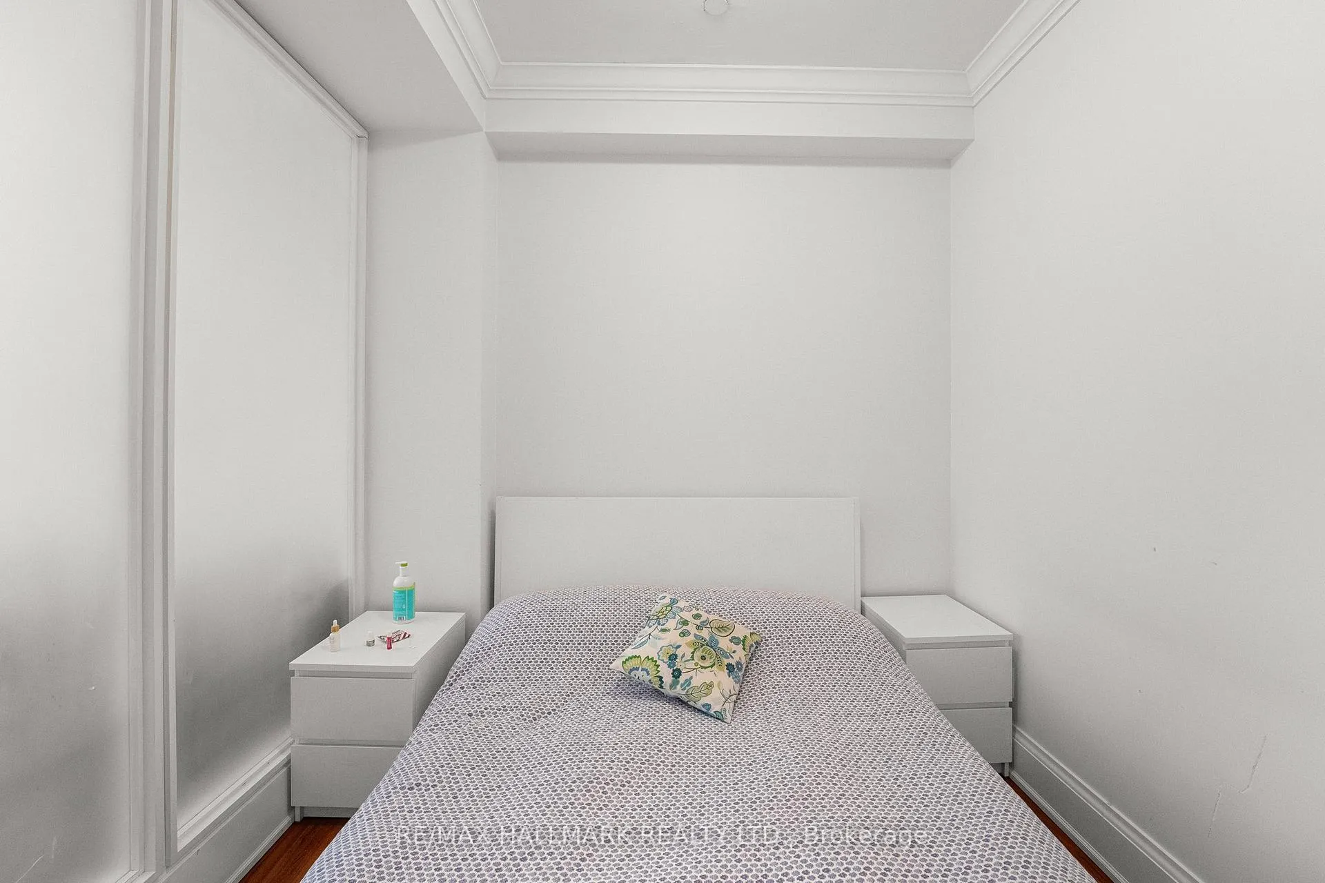 Photo 25 of 2151 Danforth Avenue, Toronto, East End-Danforth — HOMEH