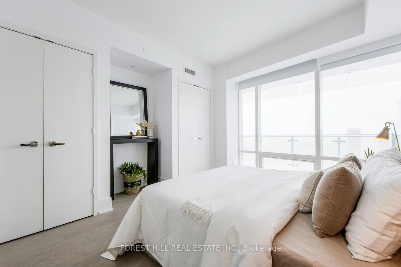 Photo 25 of Unit 5101, 1 Bloor Street E, Toronto, Church-Yonge Corridor — HOMEH