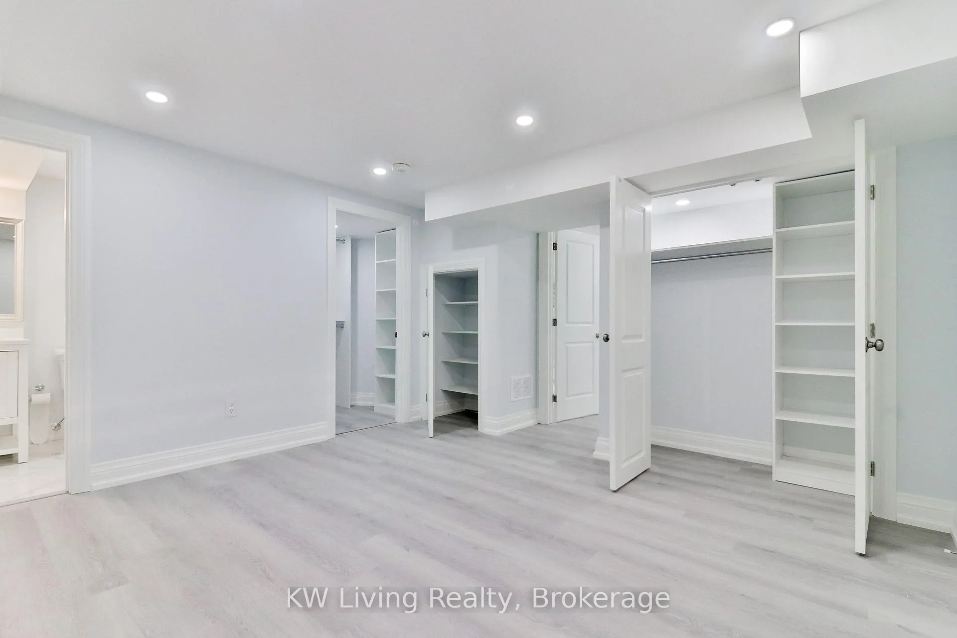 Photo 8 of Unit Bsmt, 70 Bracknell Avenue, Markham, Berczy — HOMEH
