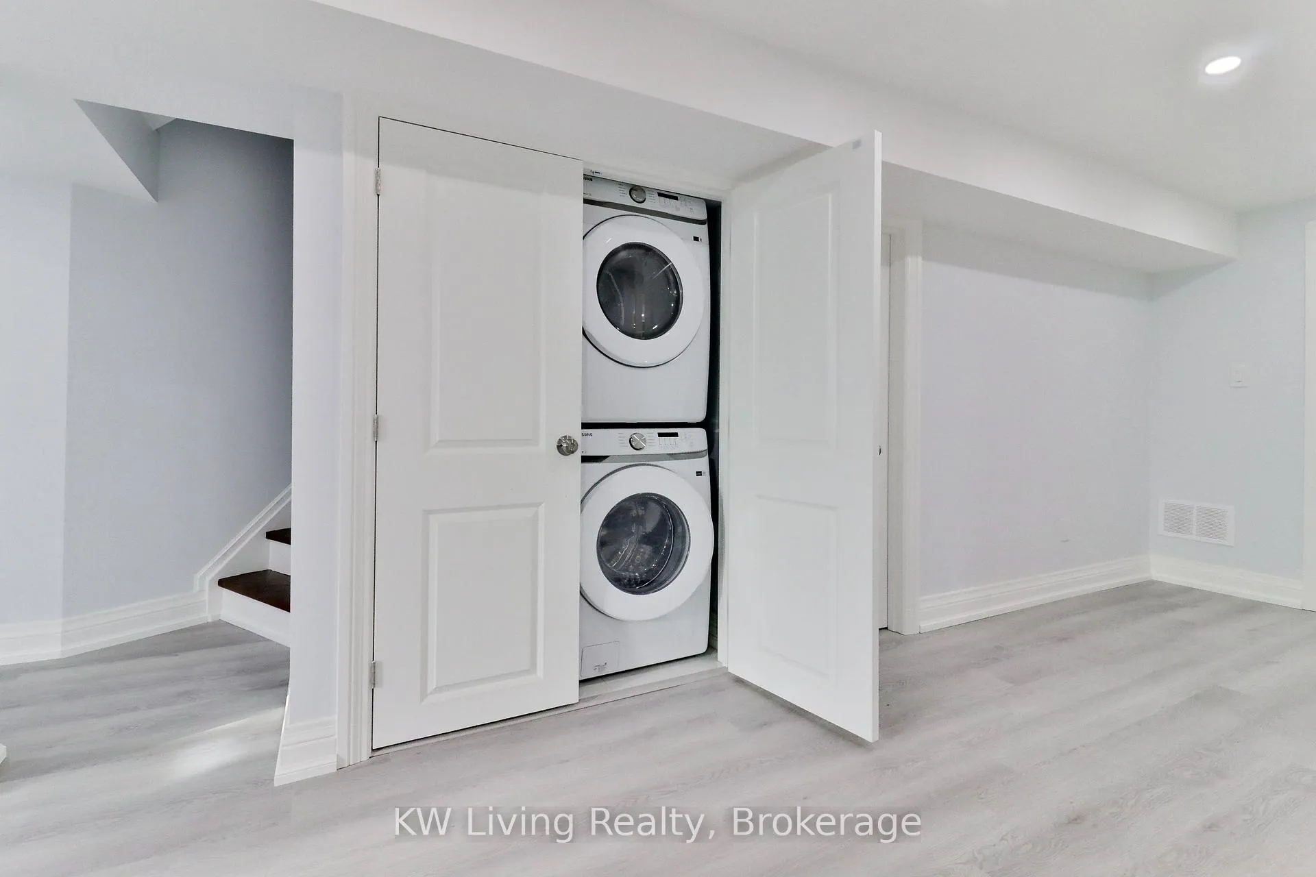 Photo 10 of Unit Bsmt, 70 Bracknell Avenue, Markham, Berczy — HOMEH