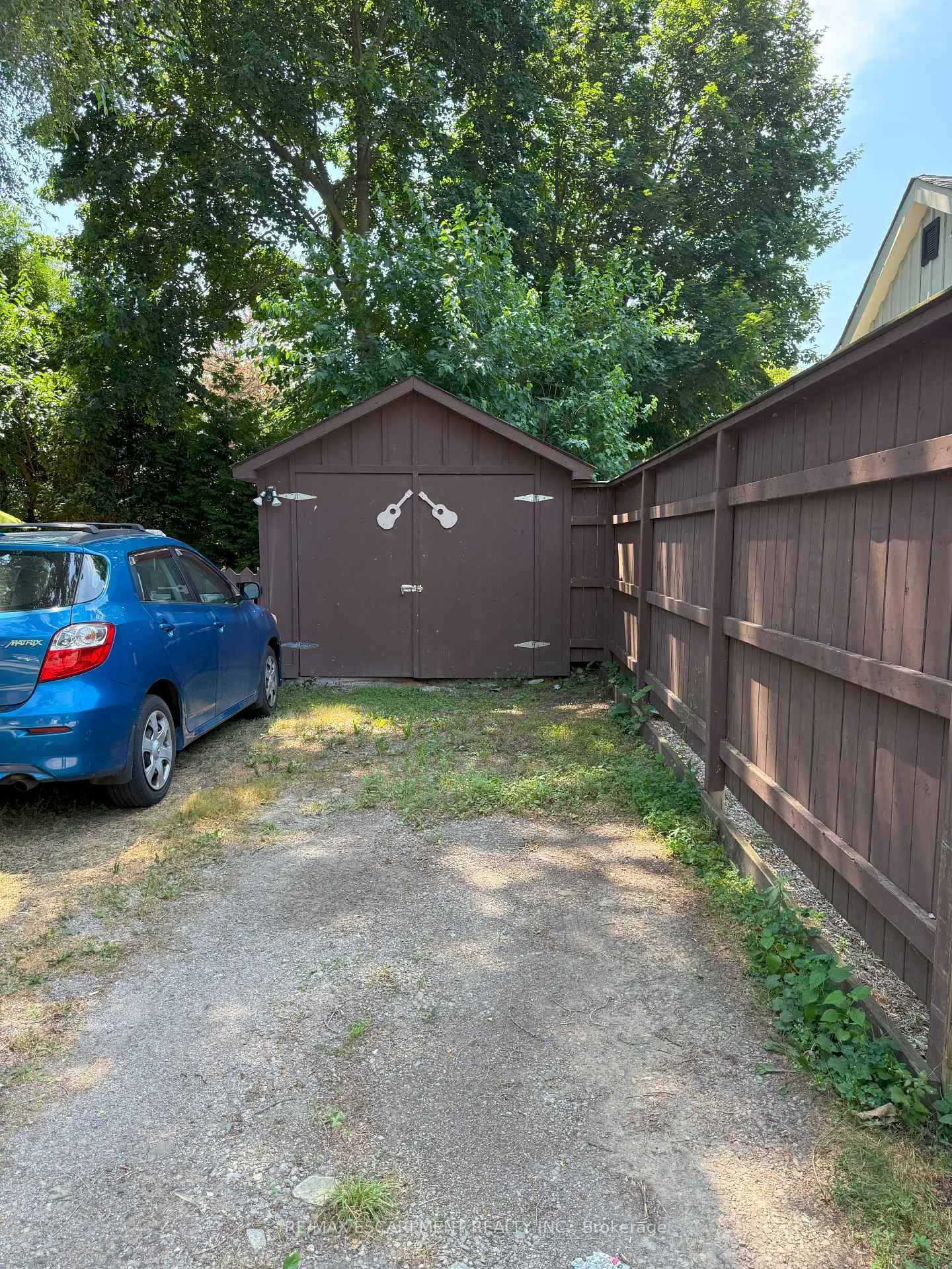 Photo 21 of Unit Upper, 41 York Road, Hamilton, Cootes Paradise — HOMEH